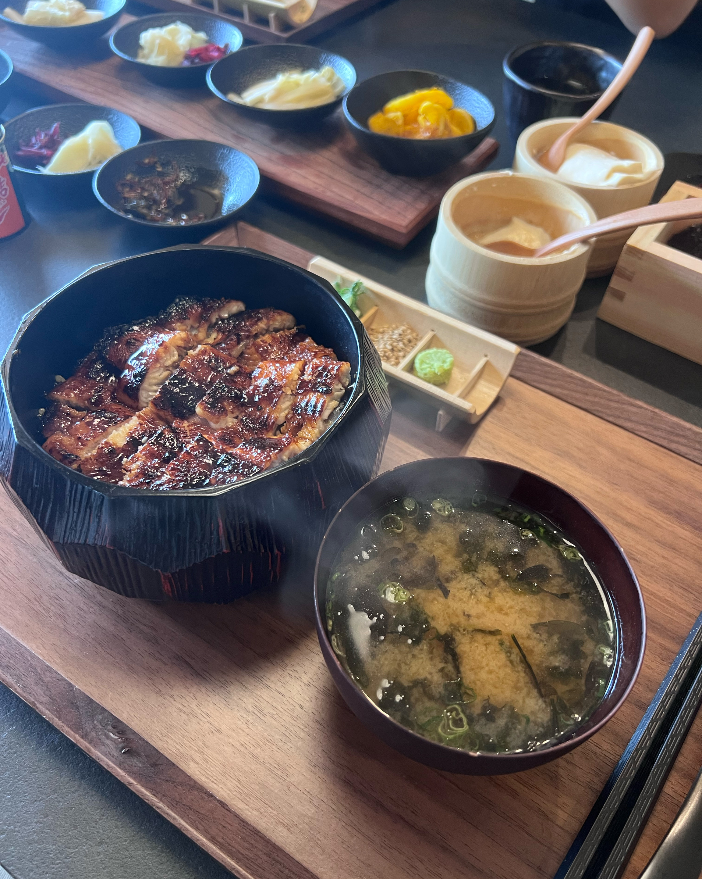 주말 오픈런했습니다! 10시40분 도착하니 대기번호 1번이였구요. 11시넘으니까 손님들 많