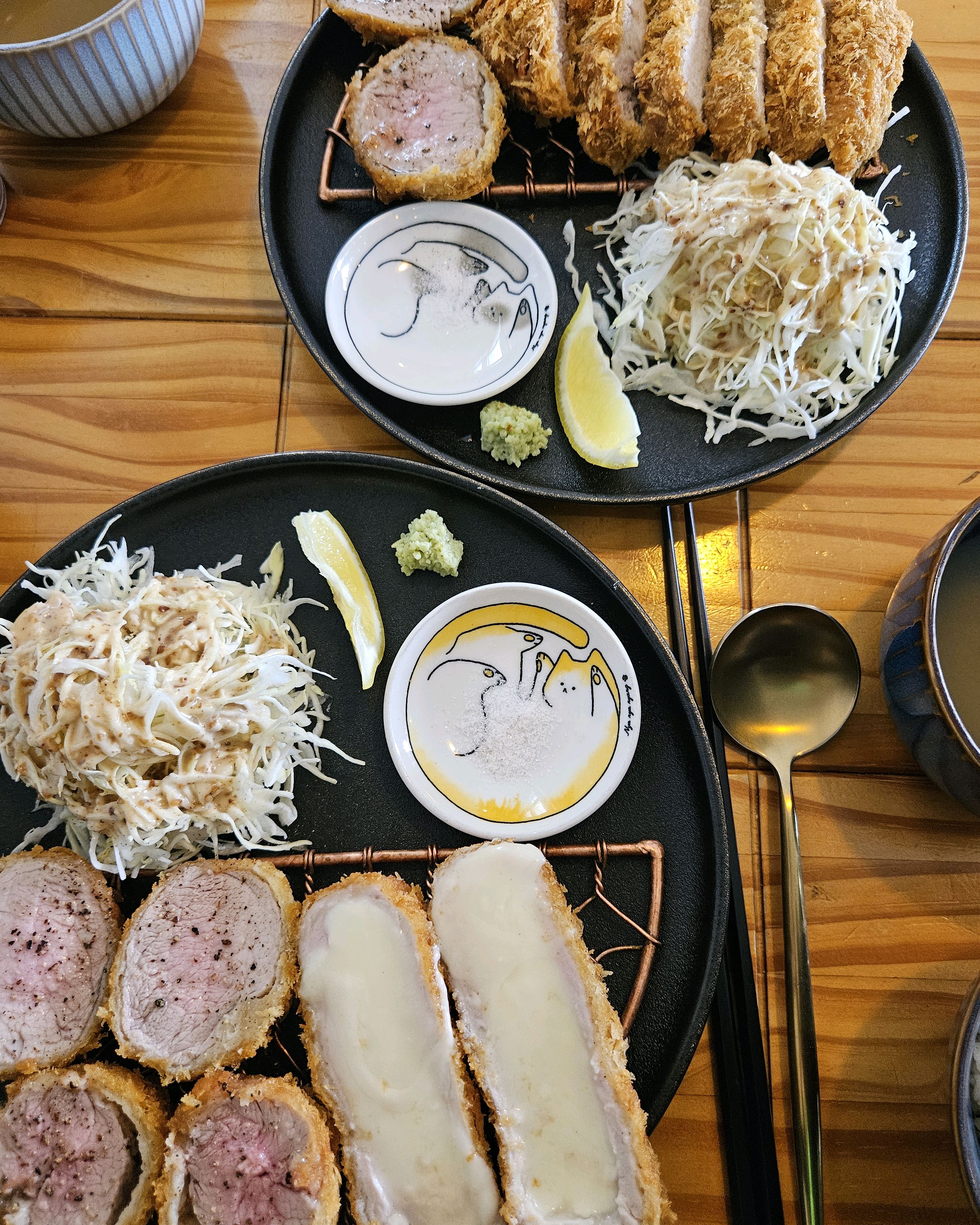돈까스 양많고 진짜 맛있고 사장님이 너무 친절하세요! - 제주 맛집 봉자네상점