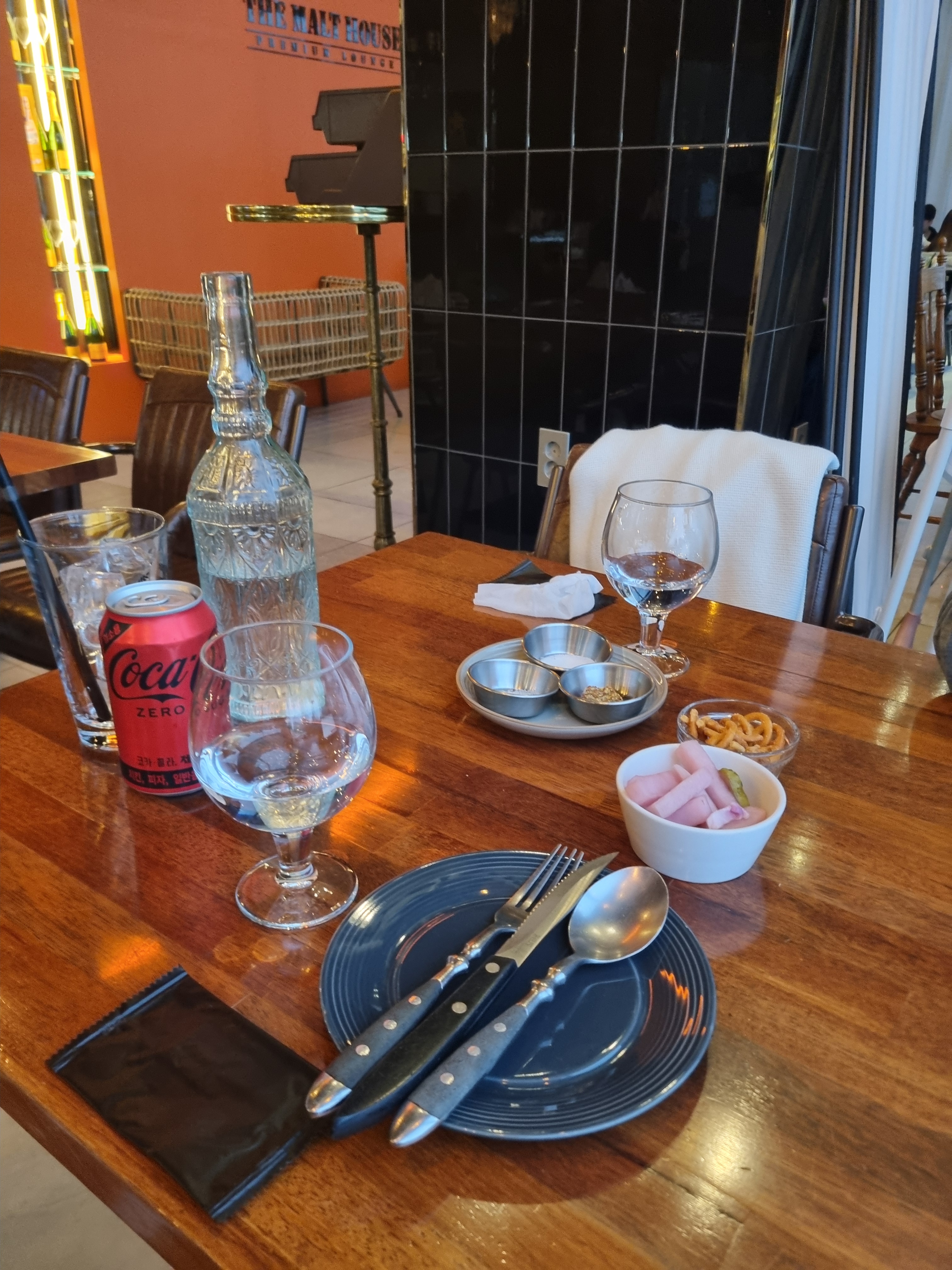 불당동에서 가장 분위기있는 레스토랑 입니다. - 불당동 맛집 더몰트하우스 천안불당점