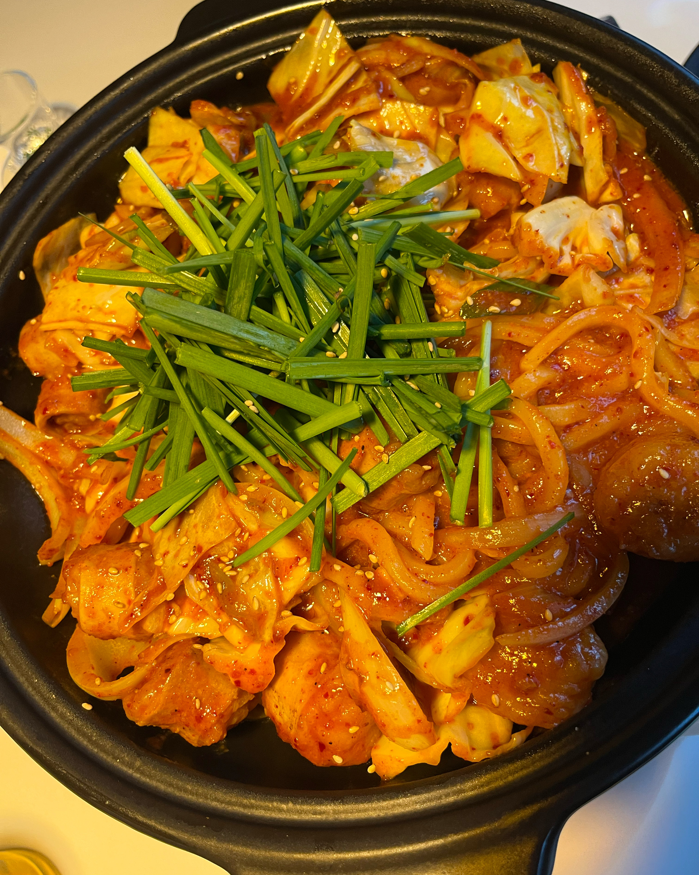 진짜 너무너무 맛있어요 ㅜ 분위기도 딱 여성들이 좋아할 분위기고 파우더룸있는것도 너무너무