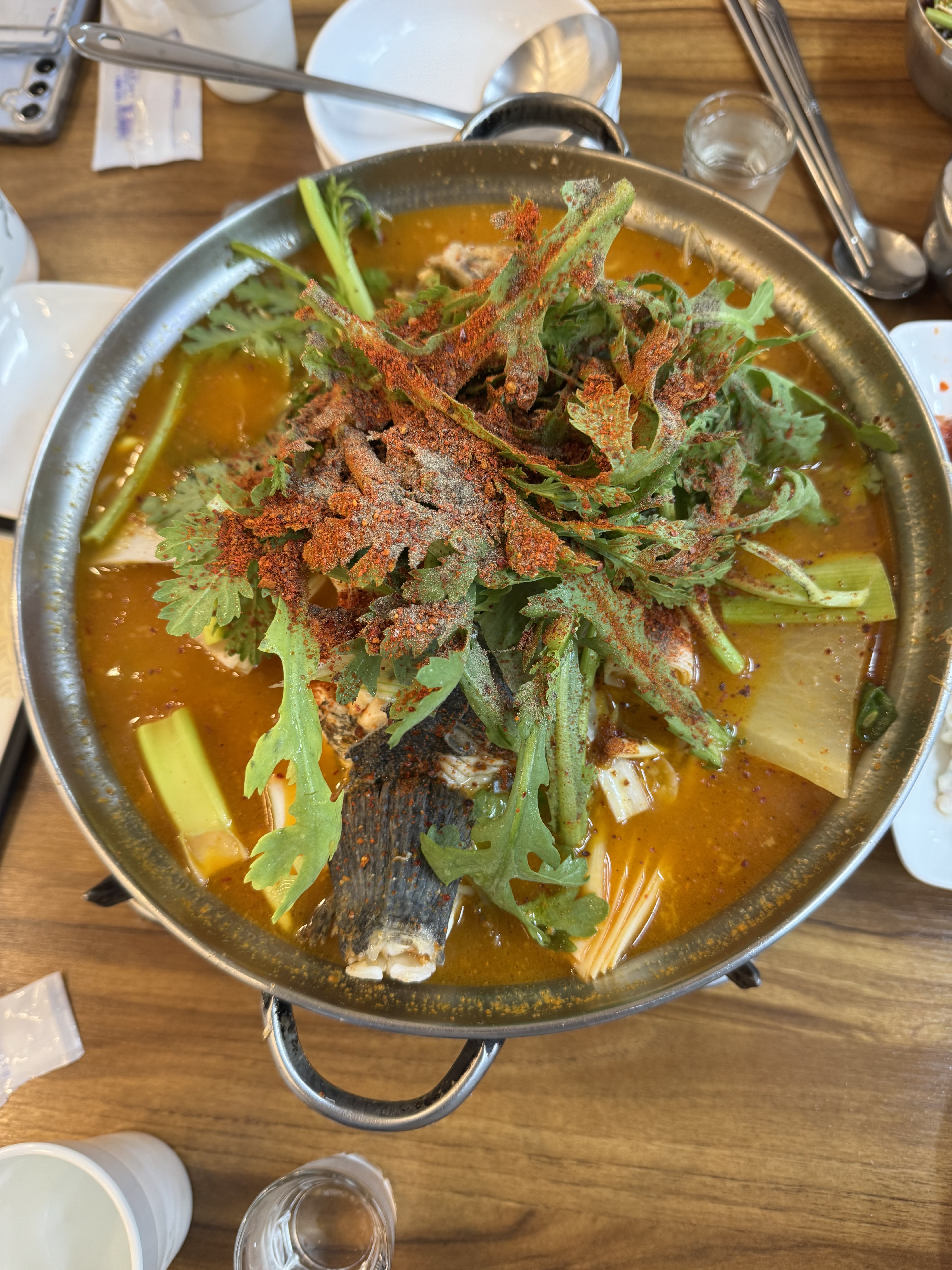 두 명이서 먹기에 양도 많구 맛있어요~ - 경포대 맛집 경포대송포회집