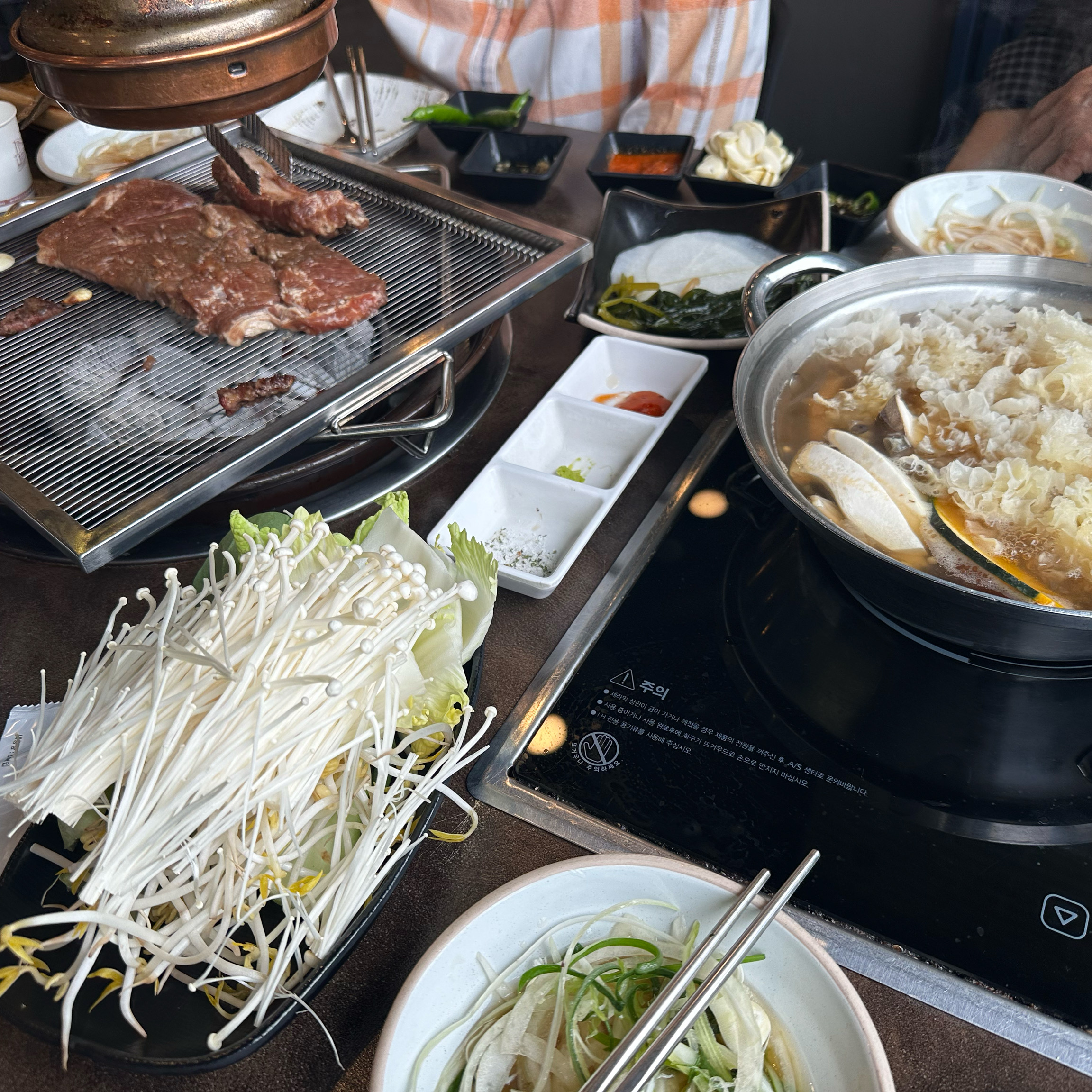 부모님과 함께 벌써 올 해만 3번은 왔네요. - 안양 맛집 임성근국가공인진갈비 안양점