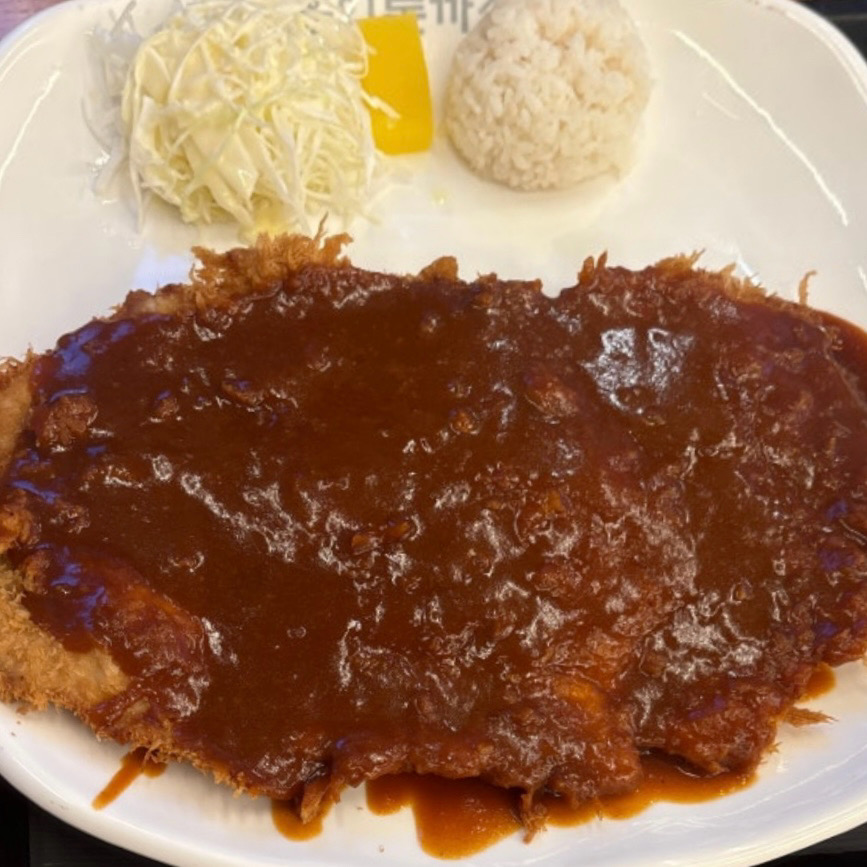 아이와 충장로 놀러왔다가 들렀어요! 홍익돈까스는 이렇게 먹어도 저렴하게 먹을수 있고 양도