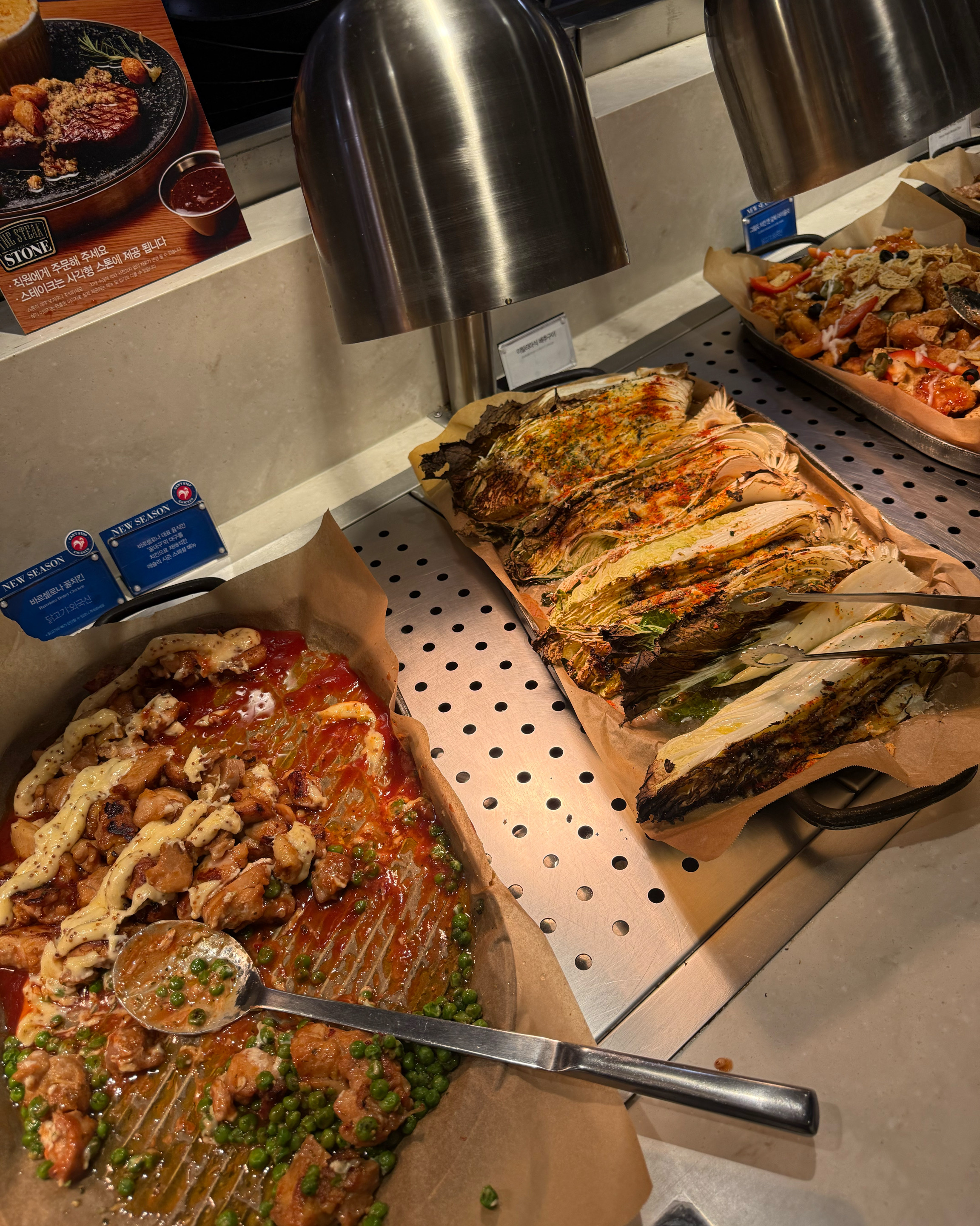 아이들 유모차 자리도 만들어 주시고 - 죽전 맛집 애슐리퀸즈 스타필드마켓 죽전점
