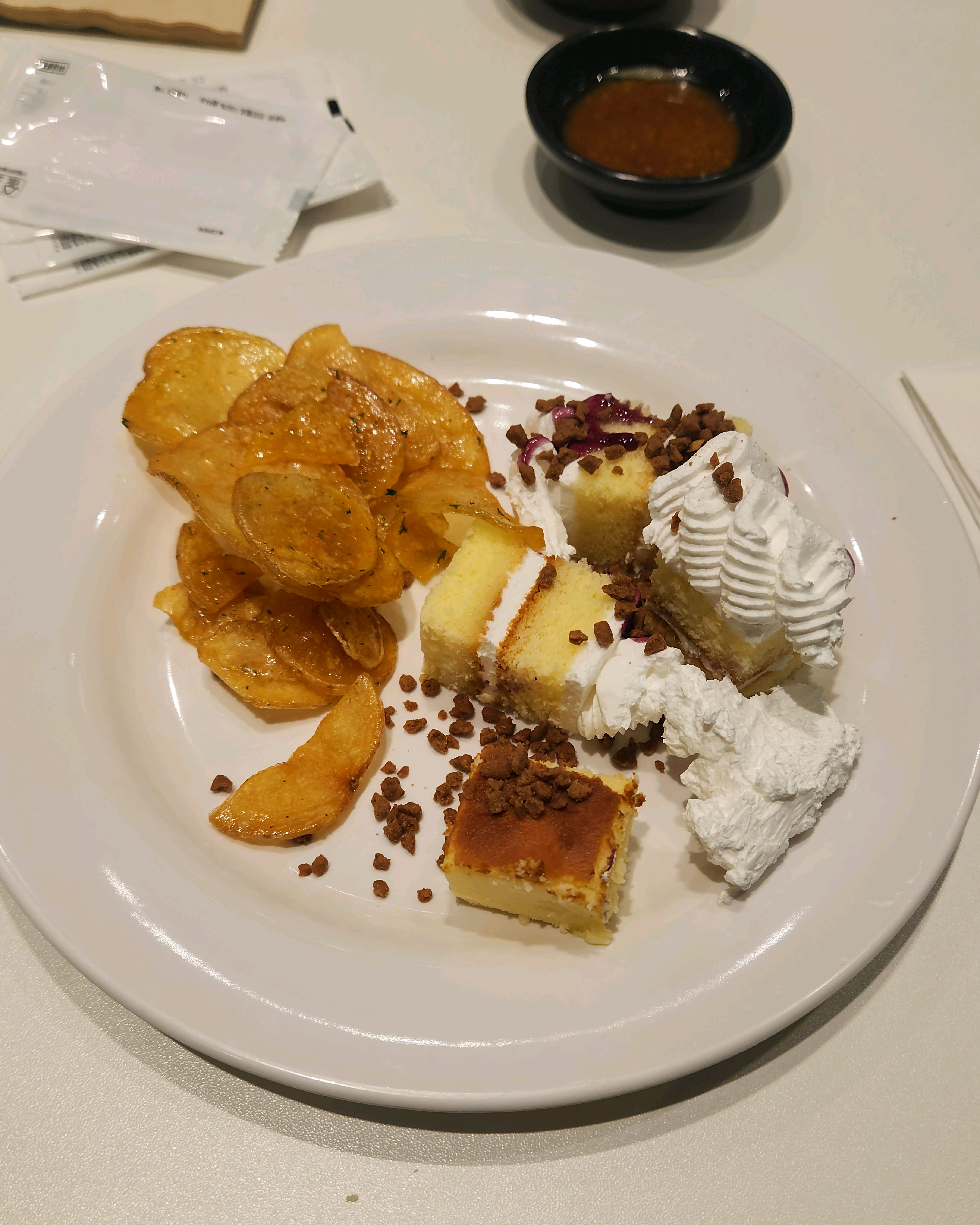 새로 생긴 건물이라 깨끗하고 쾌적해서 좋았어요. - 신풍역 맛집 애슐리퀸즈 신풍점