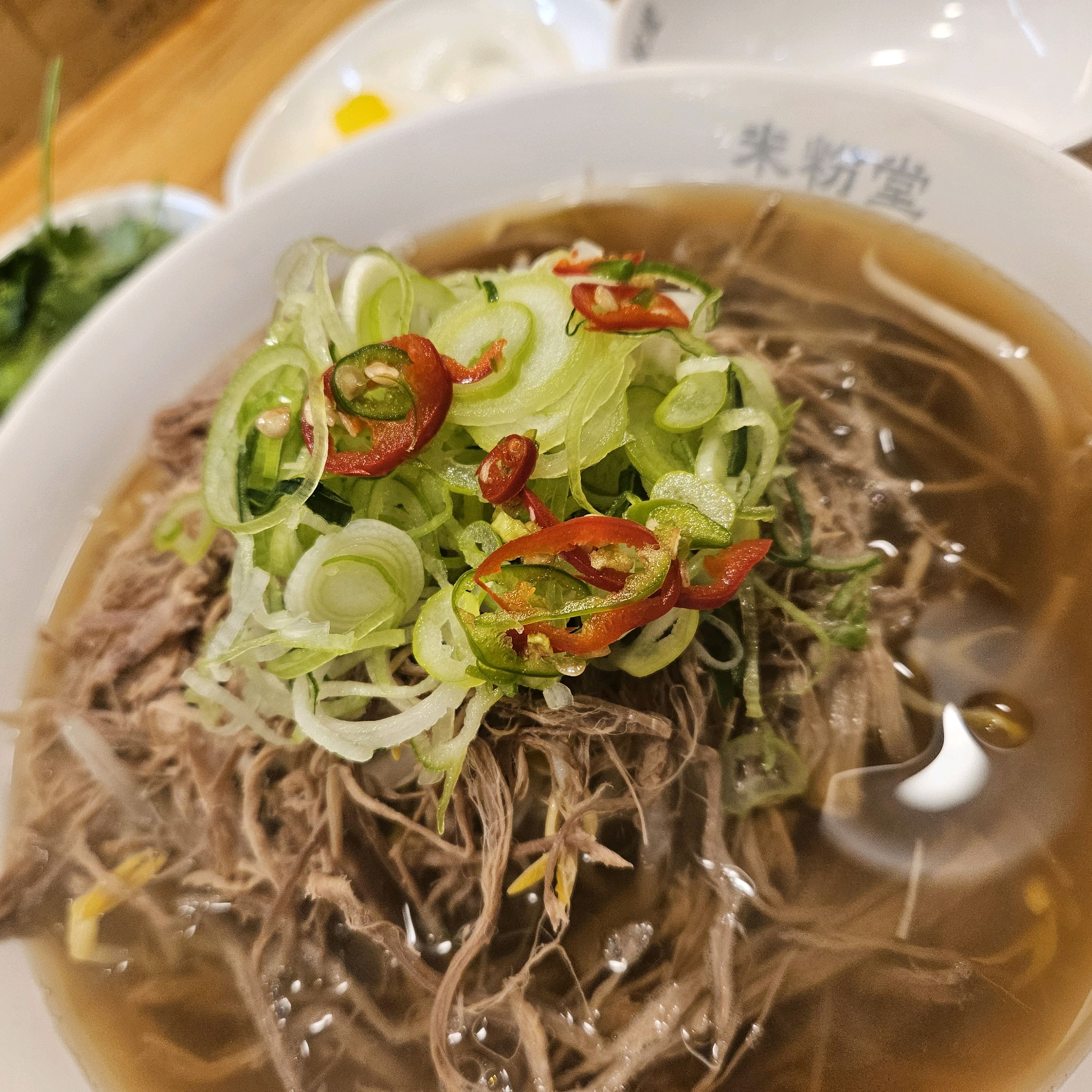 맛있고 깔끔한 국물맛에 양도 짱 - 춘천 명동 맛집 미분당 춘천점