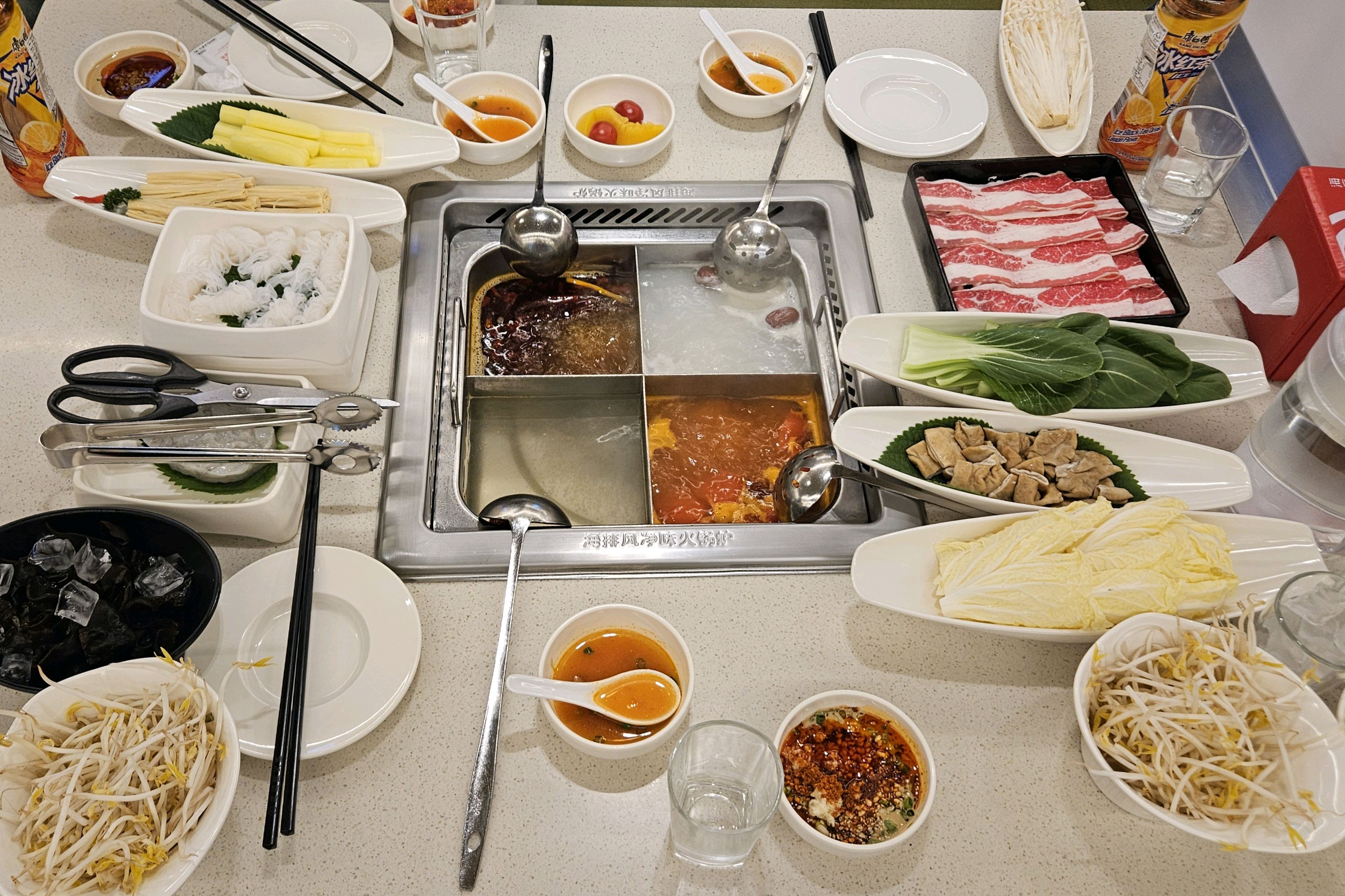금요일 저녁에 갔는데 미리 대기 걸어놓고 다른 곳 가있다가 시간 맞춰서 오면 딱입니다. 배