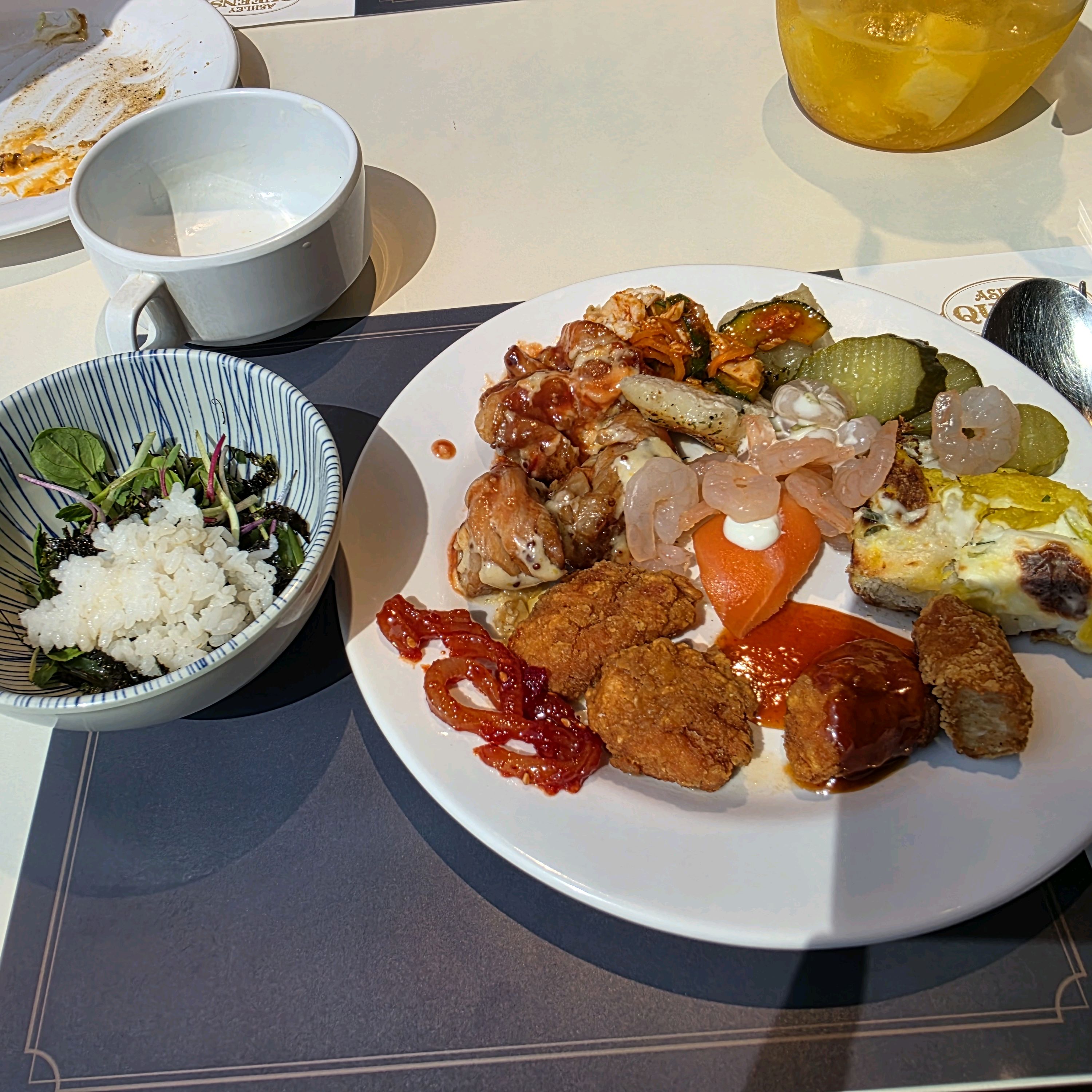 지금은 치킨 시즌. 중고딩들이 좋아할만한  메뉴들이 가득하다. - 야탑역 맛집 애슐리퀸즈 NC 야탑점
