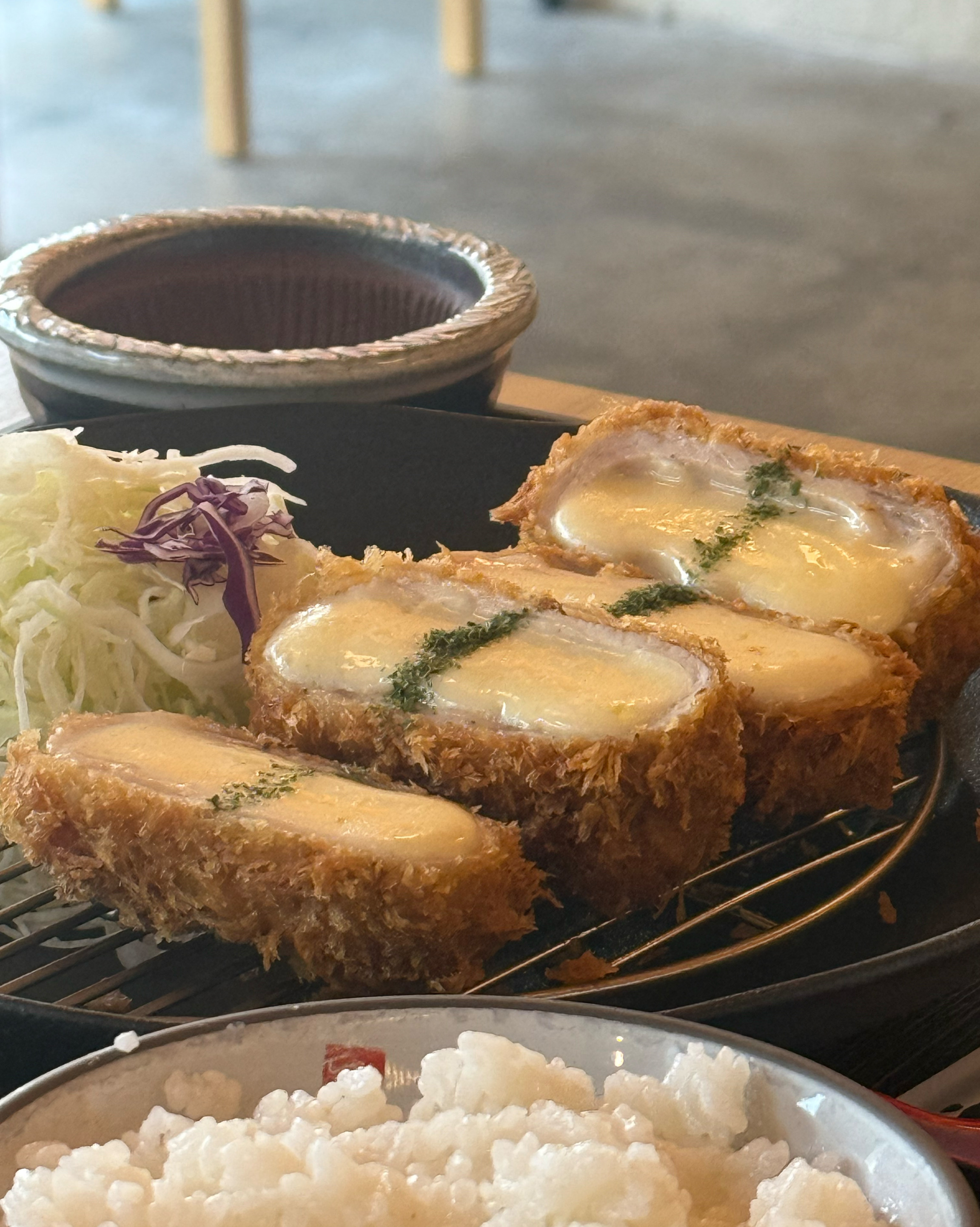 끝봄 저녁에 방문했는데 조용하고 맛있어용 ~! - 송정 맛집 하나돈까스 송정해수욕장점