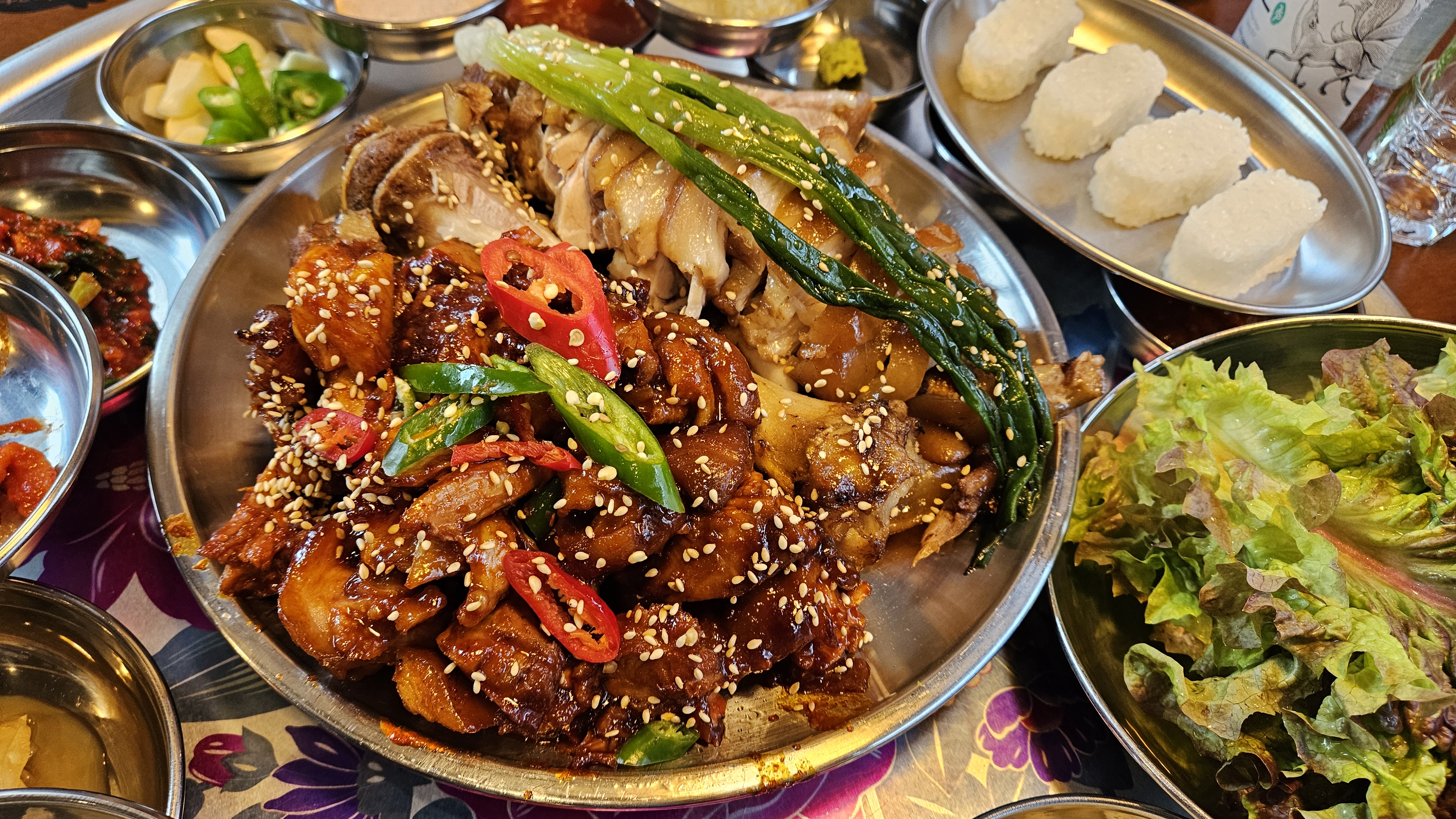 신림역 맛집 완미족발 서울신림점 내돈내산 방문후기