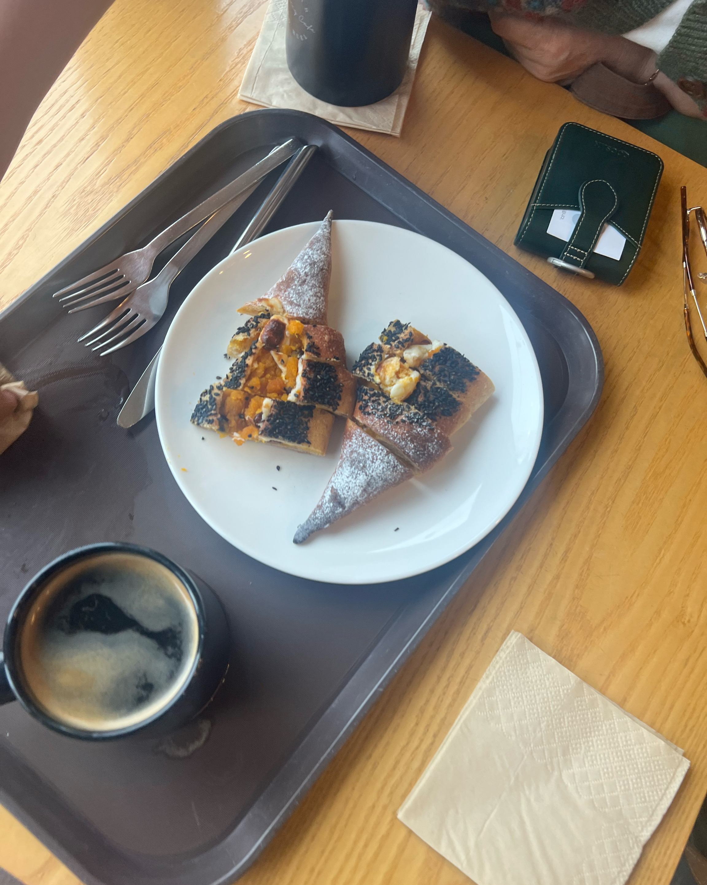 빵맛은 좋았으나 커피맛이 그저그런듯 - 제주 맛집 에오마르