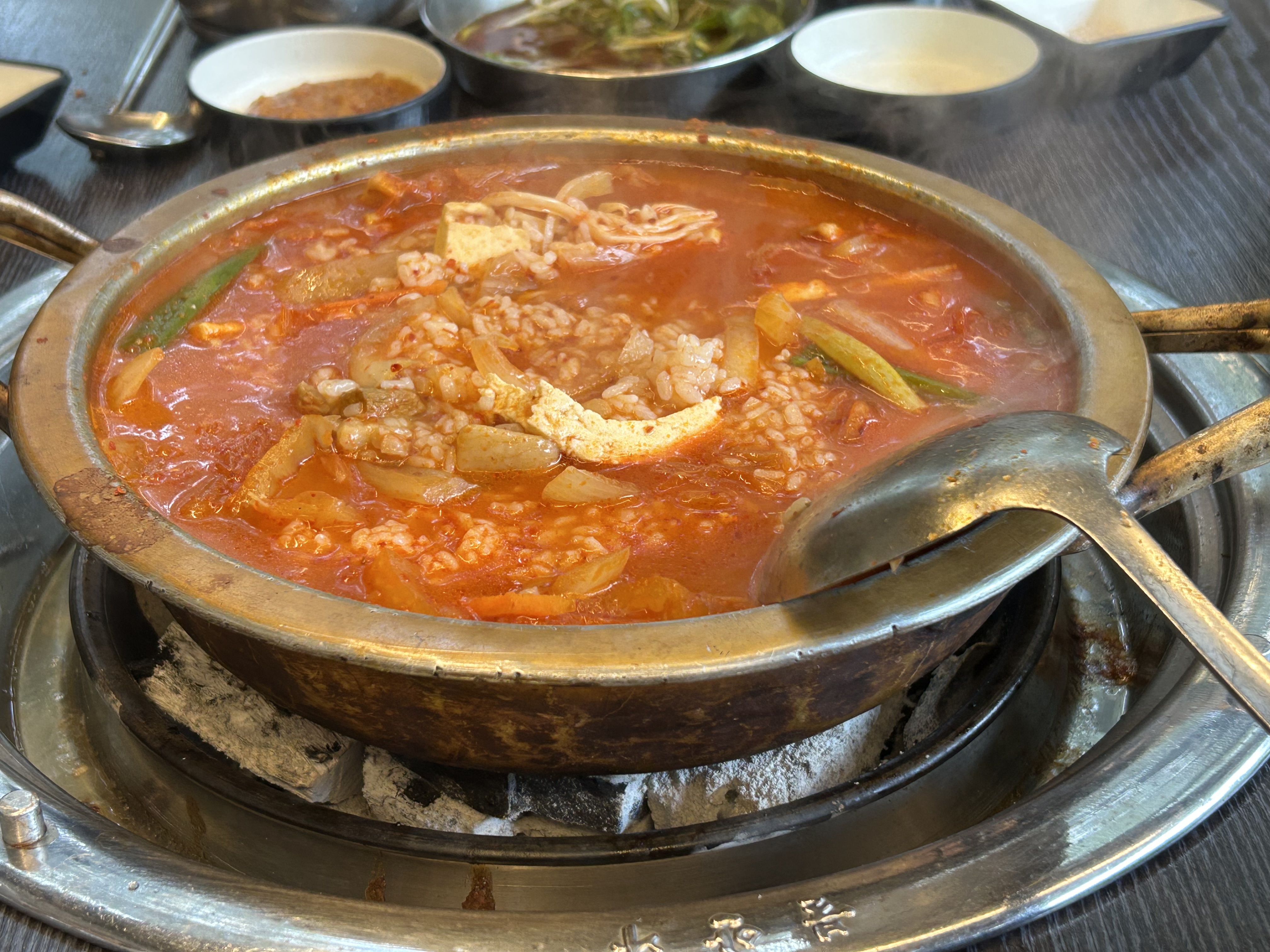 고기 사진을 못찍고 다 먹어버렸어요 - 제주 맛집 포도원흑돼지