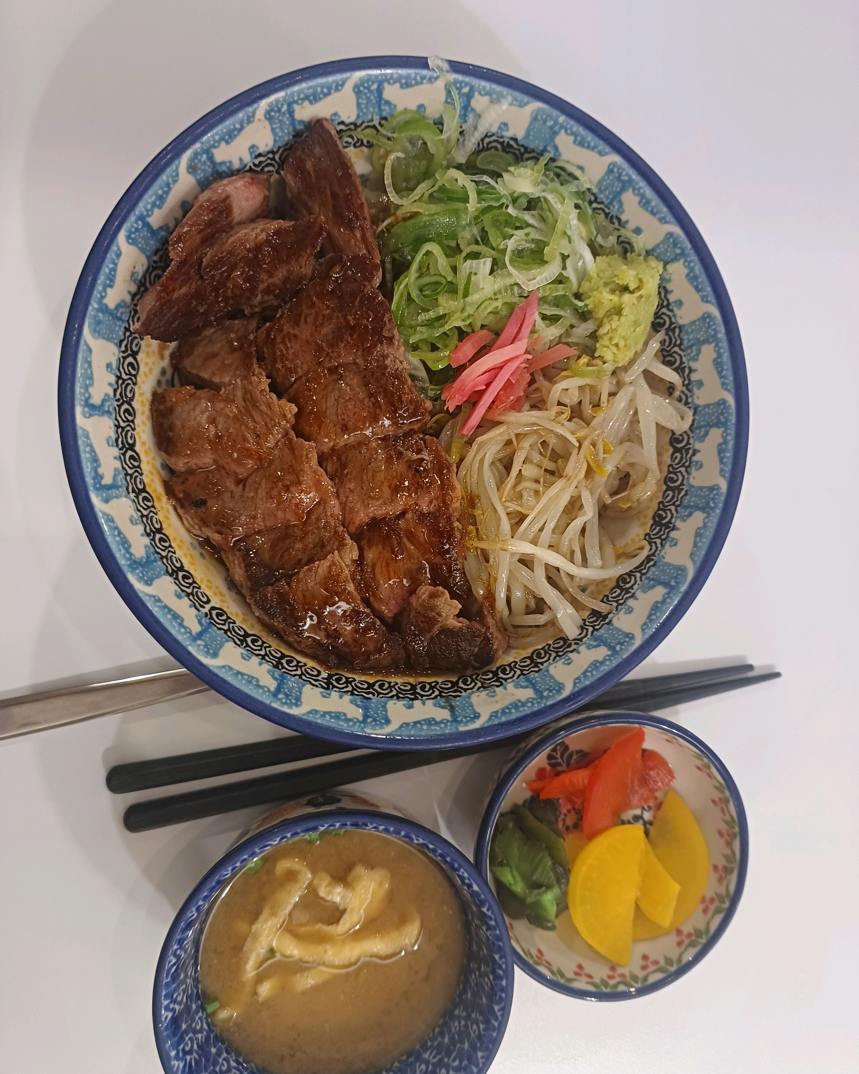 멍게 비빔밥 한상.. - 불당동 맛집 미도인 천안불당