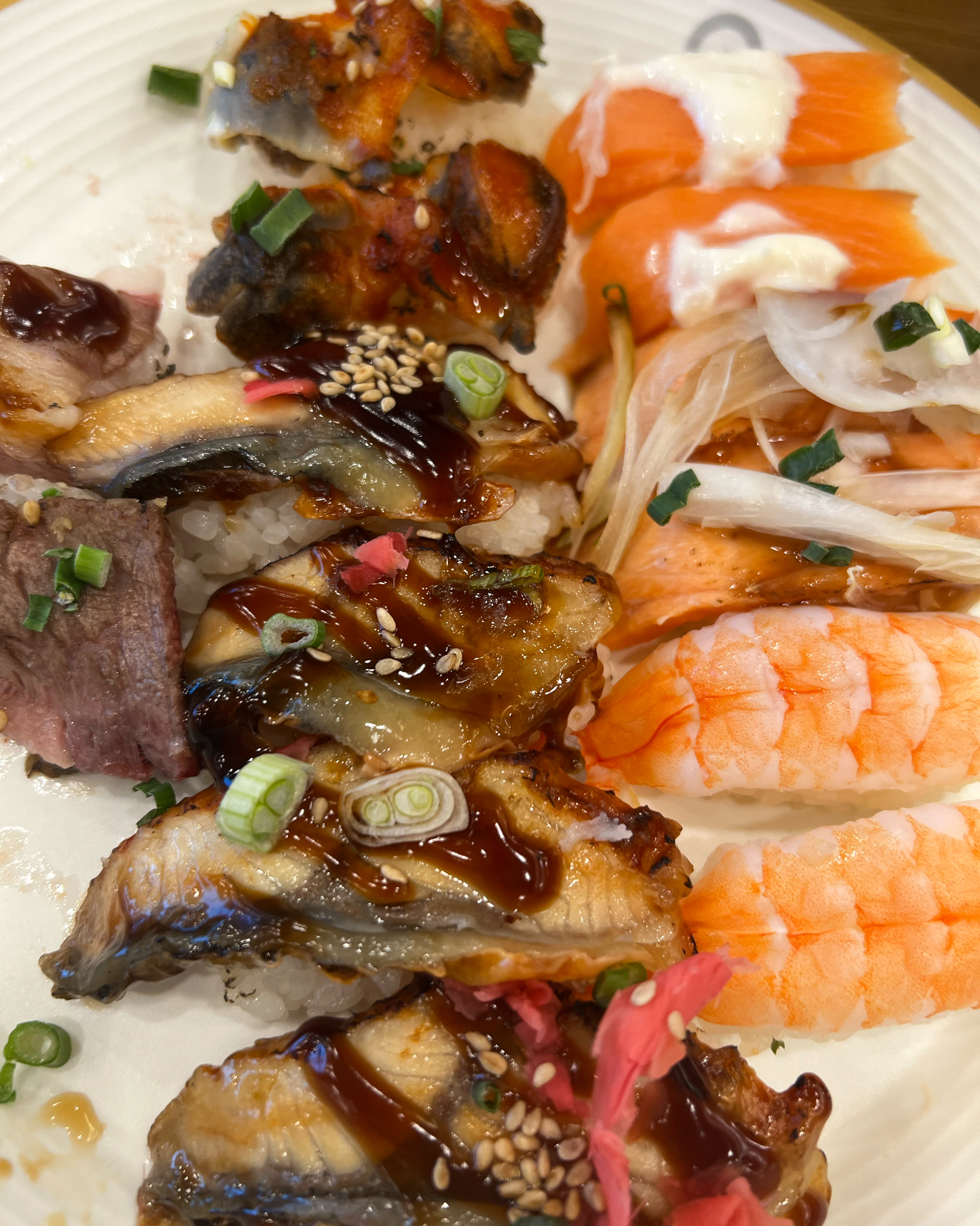 대구 간김에 들렀어요 주말이라 주차장이 많이 혼잡 - 대구 수성못 맛집 쿠우쿠우 수성못점