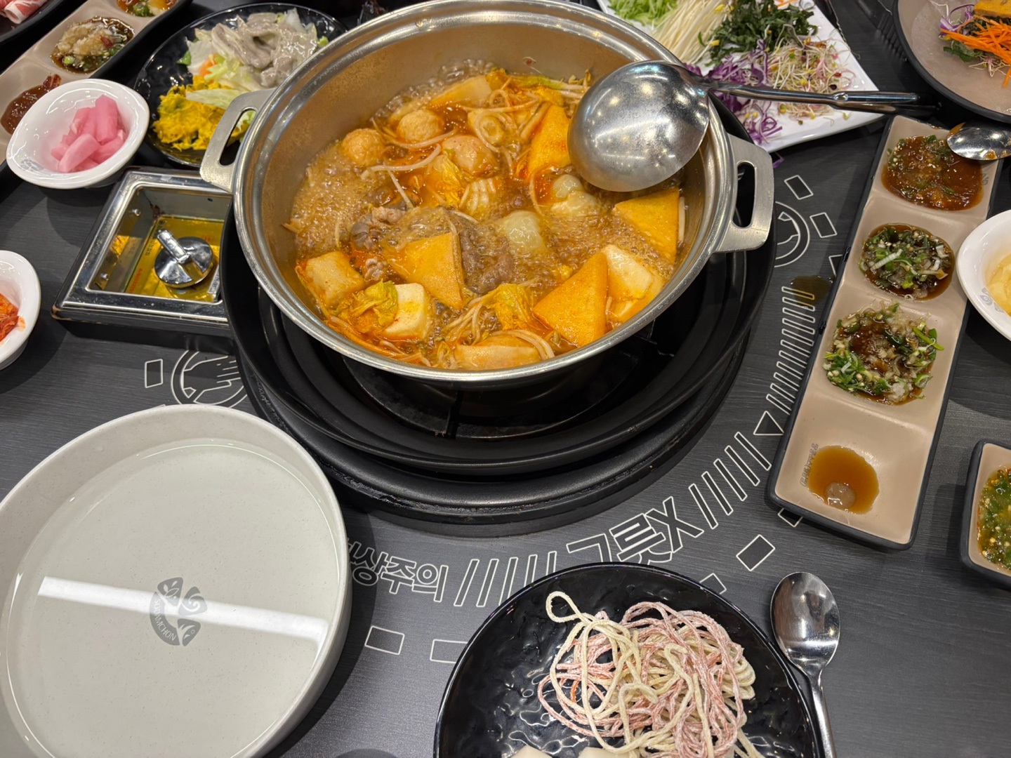 고기와 육수 맛있어요 - 신갈 맛집 소담촌 신갈롯데마트점