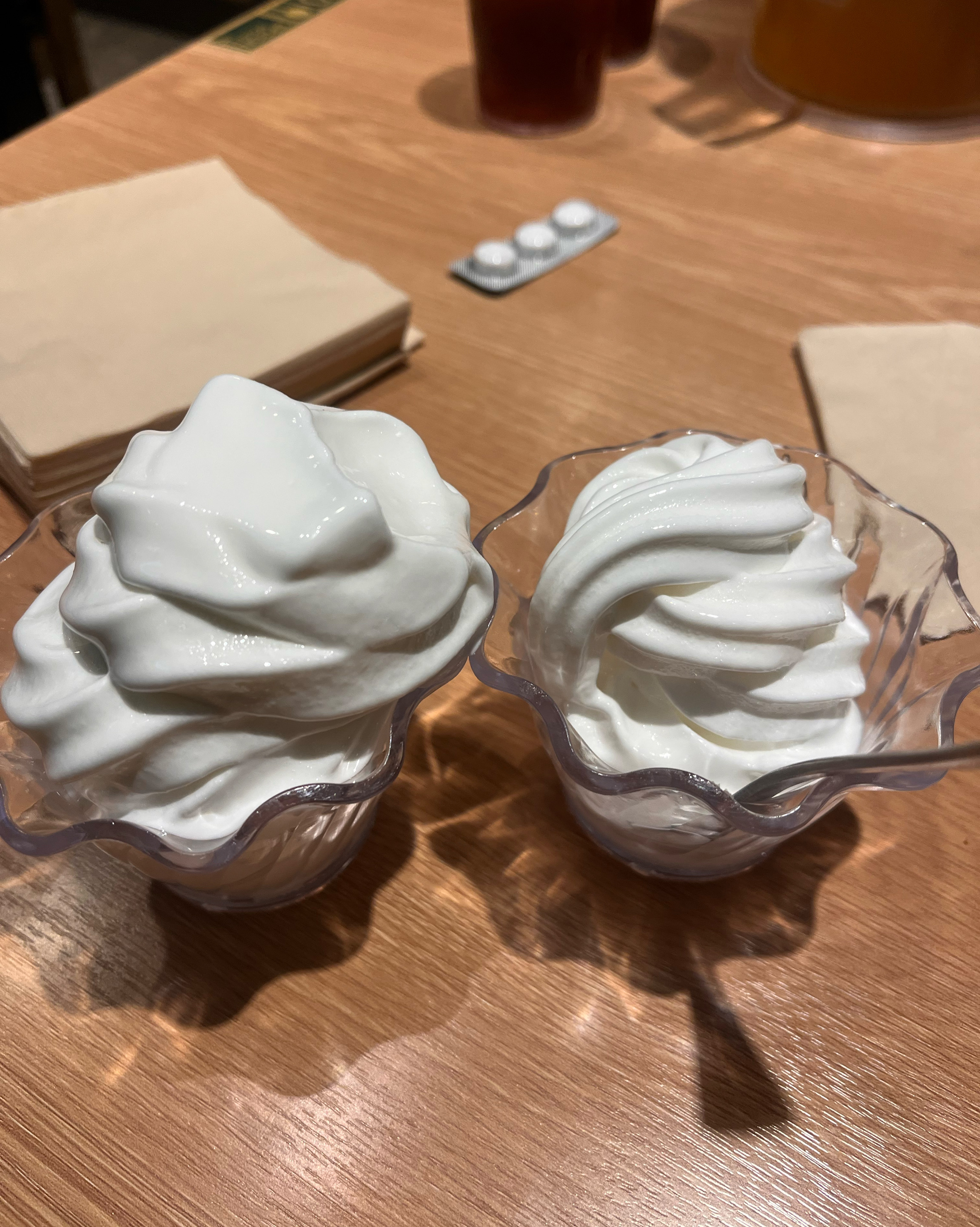 맛도 있고 제가 샤브샤브를 좋아하다보니 주변에 질려서 혼자 가서 먹는데 직원분들도 너무 친
