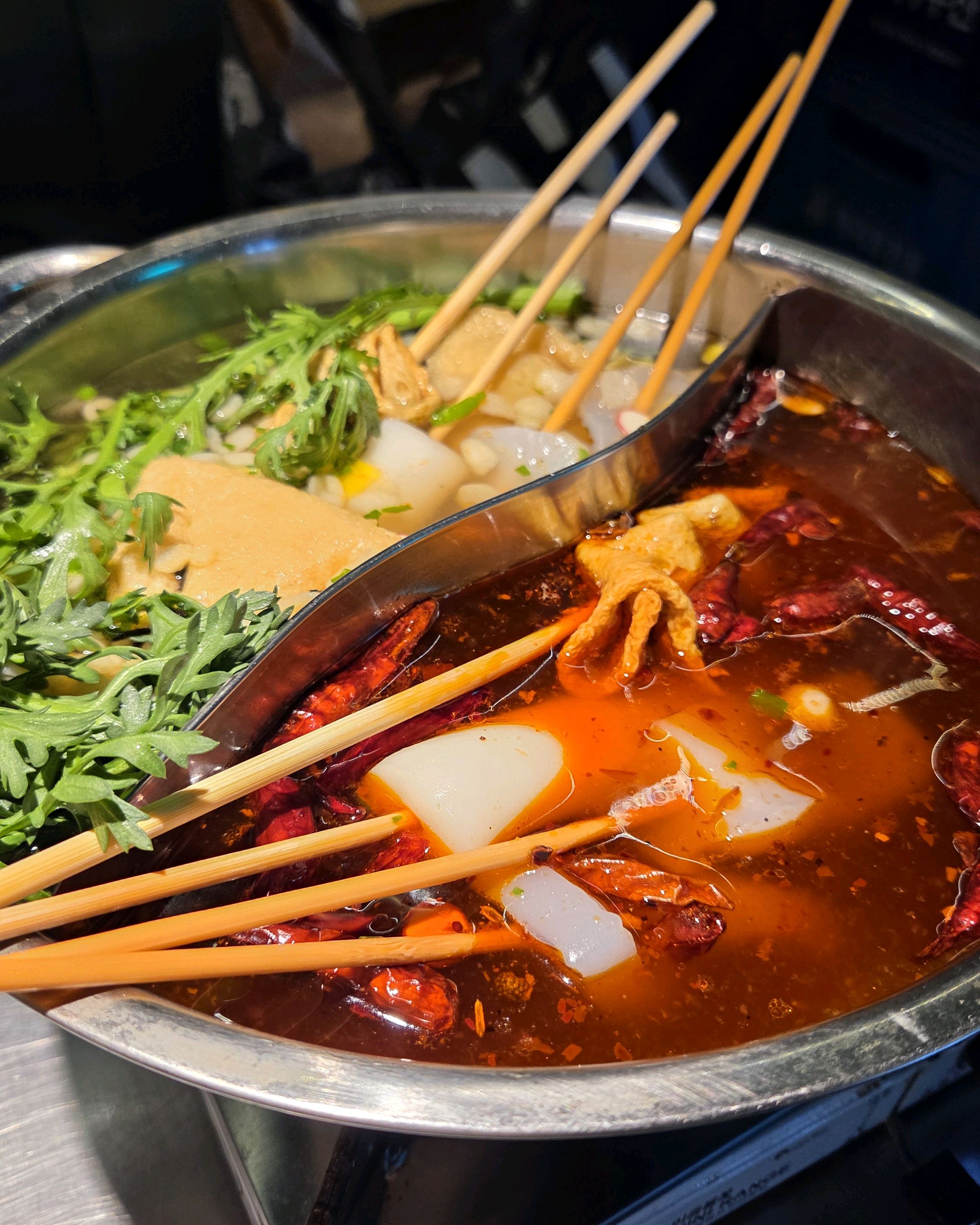 직원분들 넘나 친절하시고 꼬치 맛있어서 포장해왔어요!! 포장하면 냄새날까 걱정했는데 안나고