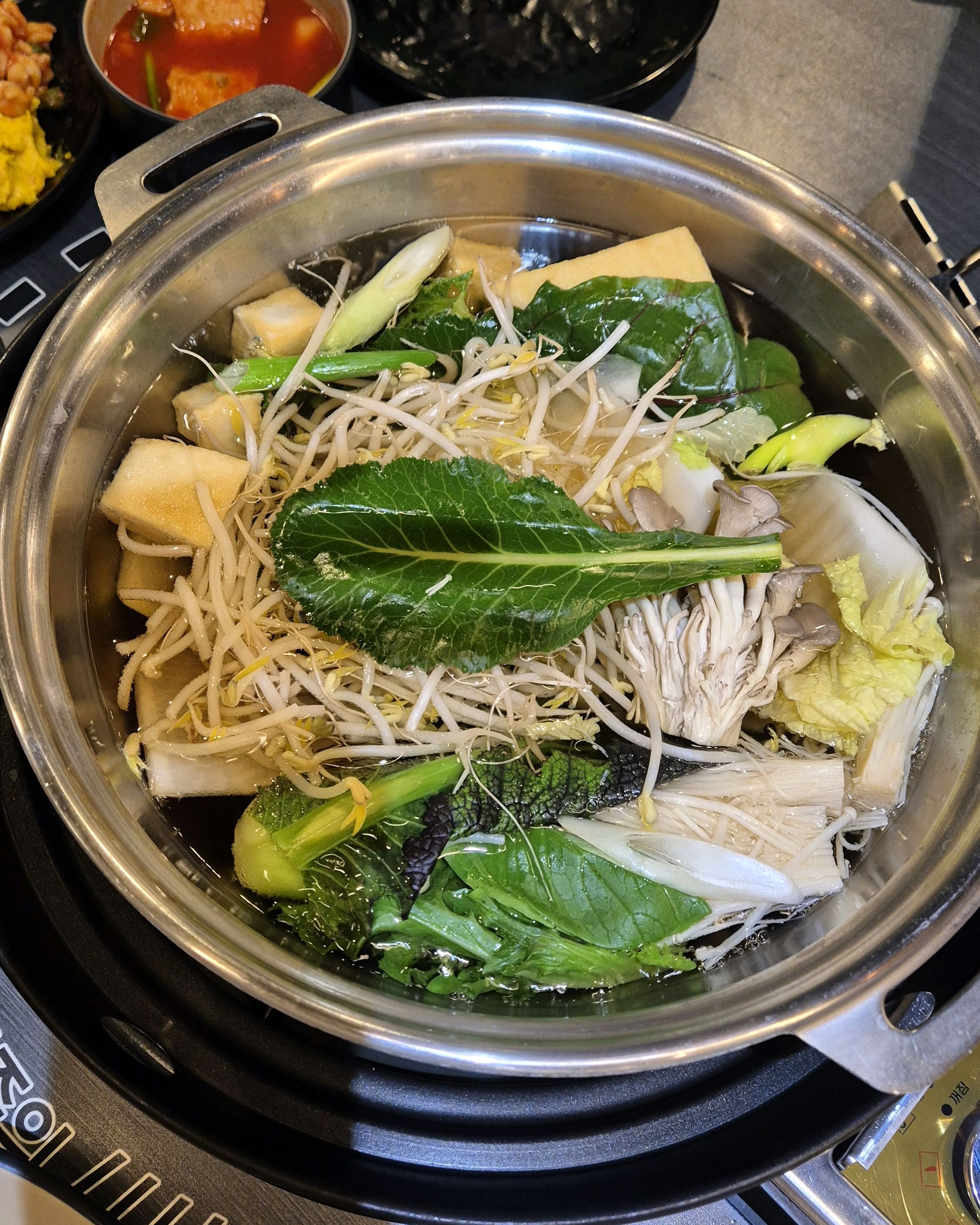 푸짐하고 맛있고 월남쌈재료가 너무 실해서 항상 방문할 때마다 만족하는 집입니다 - 대전 봉명동 맛집 소담촌 대전유성점
