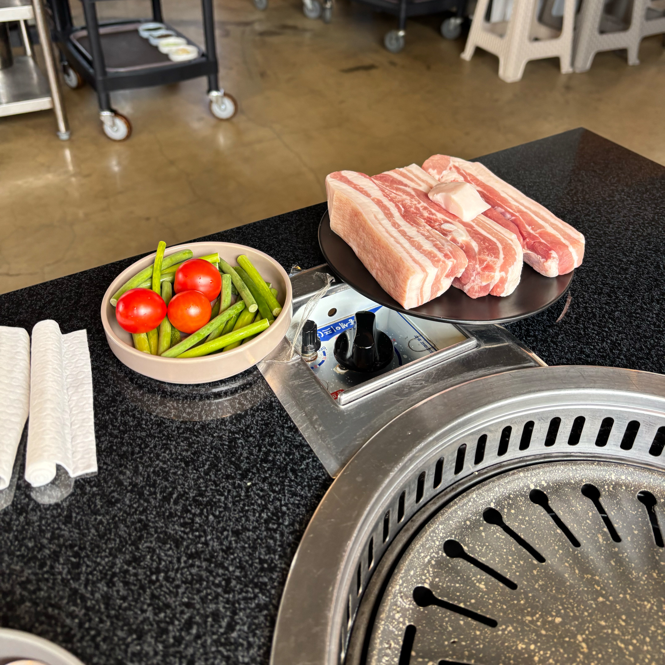 직접 구워주시는데 고기도 맛있고 반찬들도 다 너무 맛있어서 싹싹 다 설거지 하고 왔어요🤣데