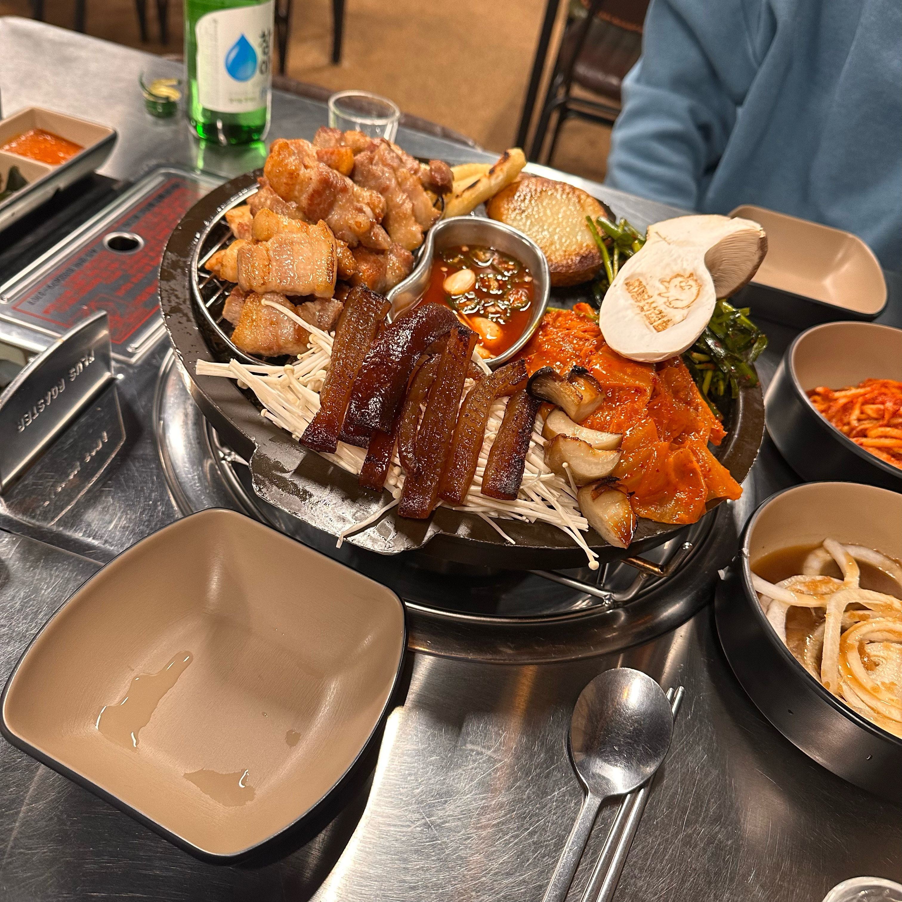 신림역 맛집 돼봉삼겹살 신림점 내돈내산 찐 리뷰 일기
