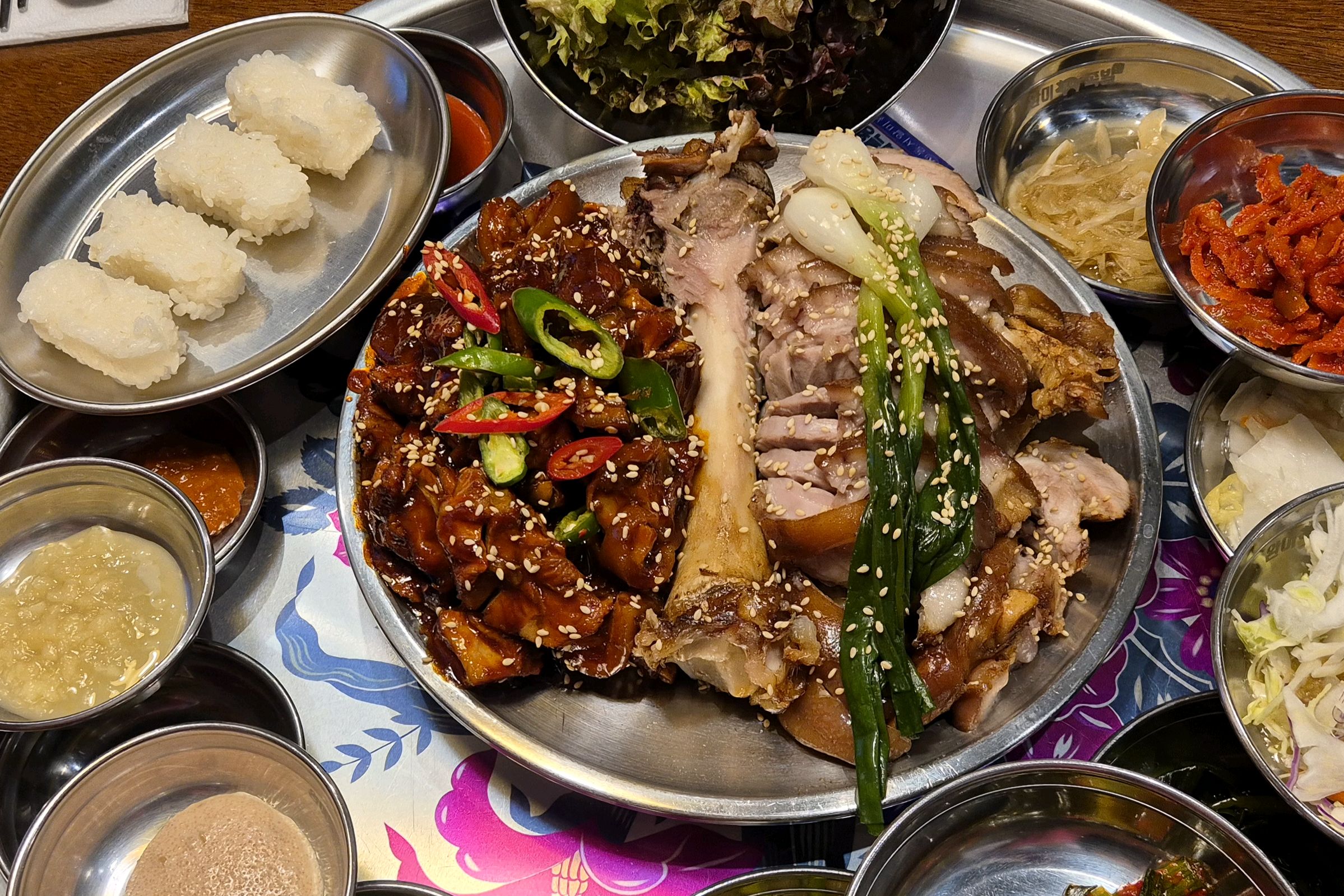 신림역 맛집 완미족발 서울신림점 내돈내산 방문후기