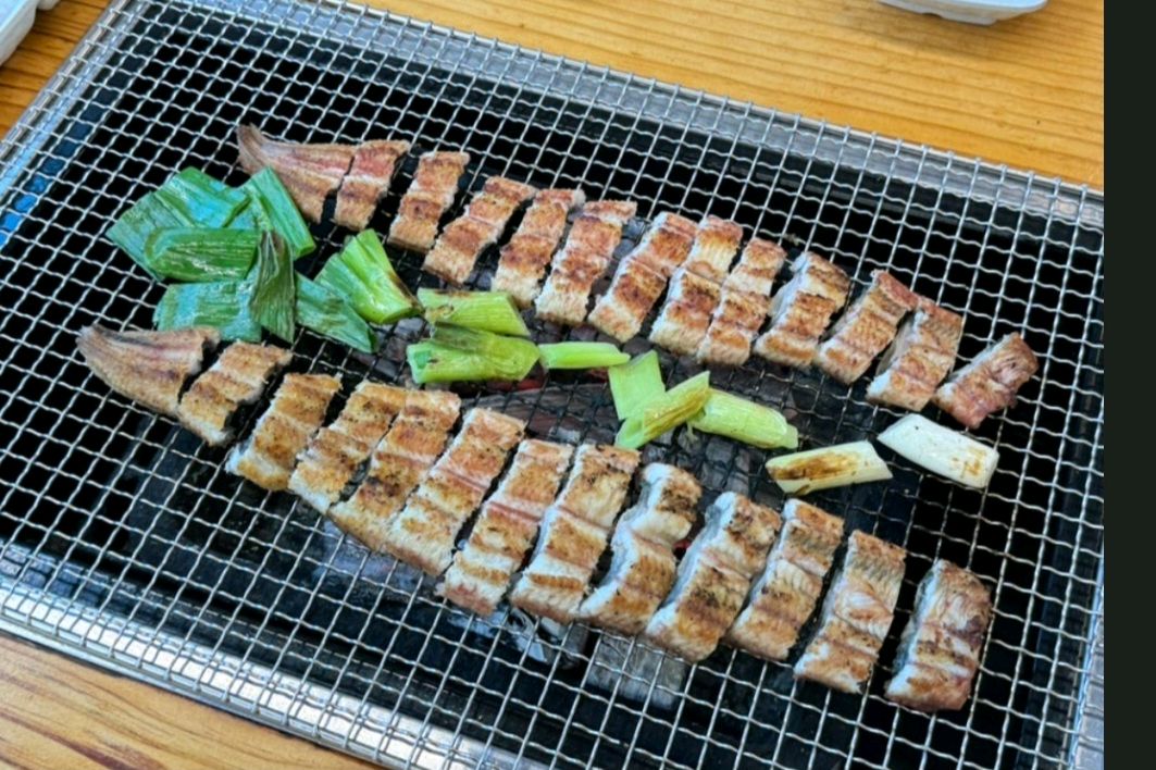 동생 몸보신 하러 왔어요. - 권선동 맛집 이가네장어집
