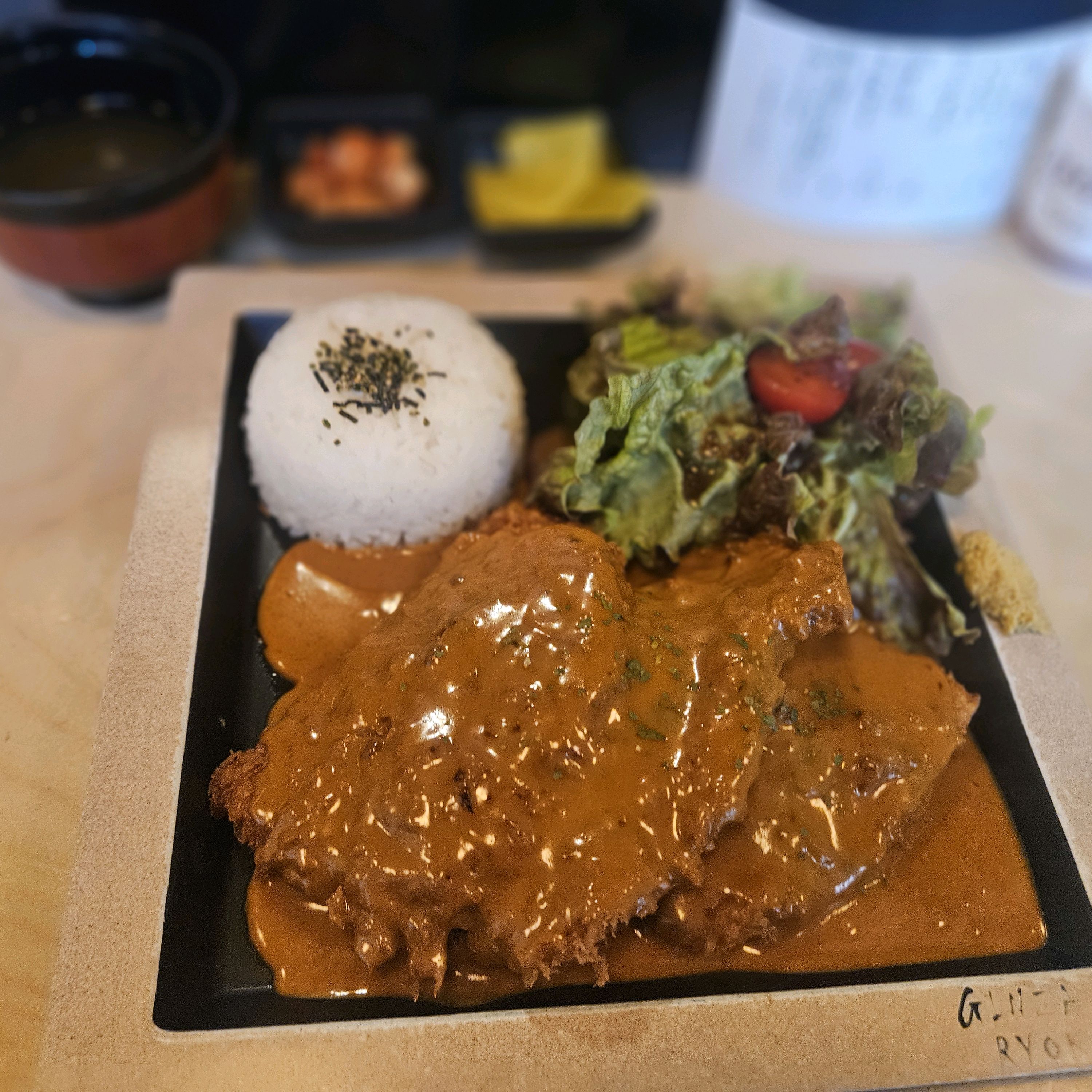 진짜 양이 미쳤습니다 돈까스 맛있어서 자주 올 것 같네요! - 불당동 맛집 긴자료코 천안신불당점