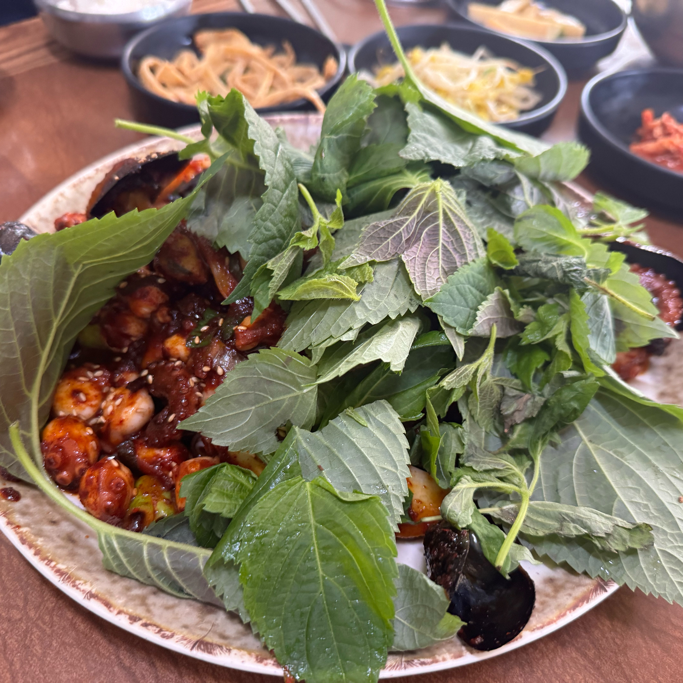 뭐 소금바치순이네는 이미 잘 알려진 맛집이라 리뷰쓰기도 모호네요 ㅋㅋㅋㅋ - 제주 맛집 소금바치 순이네
