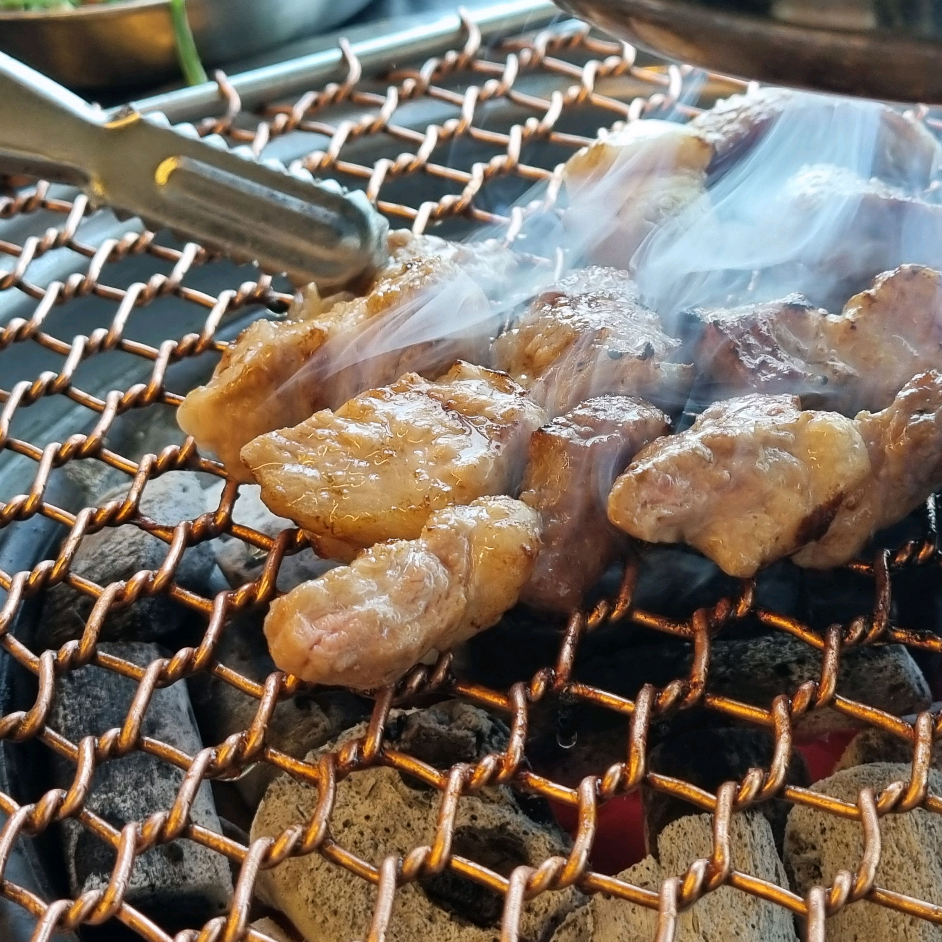 제주 여행 첫 식사로 후회없는 선택이었습니다 - 제주 맛집 포도원흑돼지