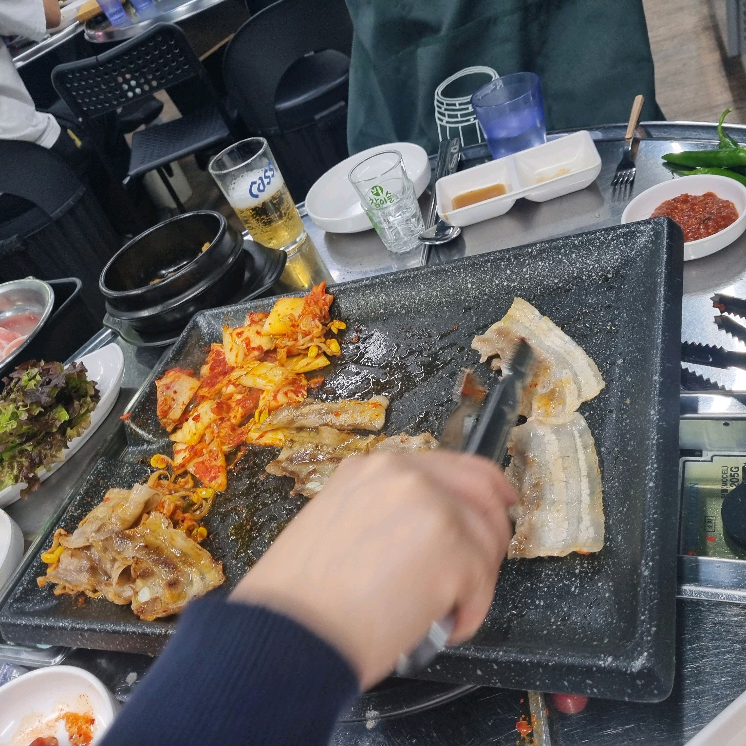 집앞이라 자주오는데 리뷰참여는 이제 했습니다 너무 감사히 잘먹었습니다 고기도 고기지만 볶음