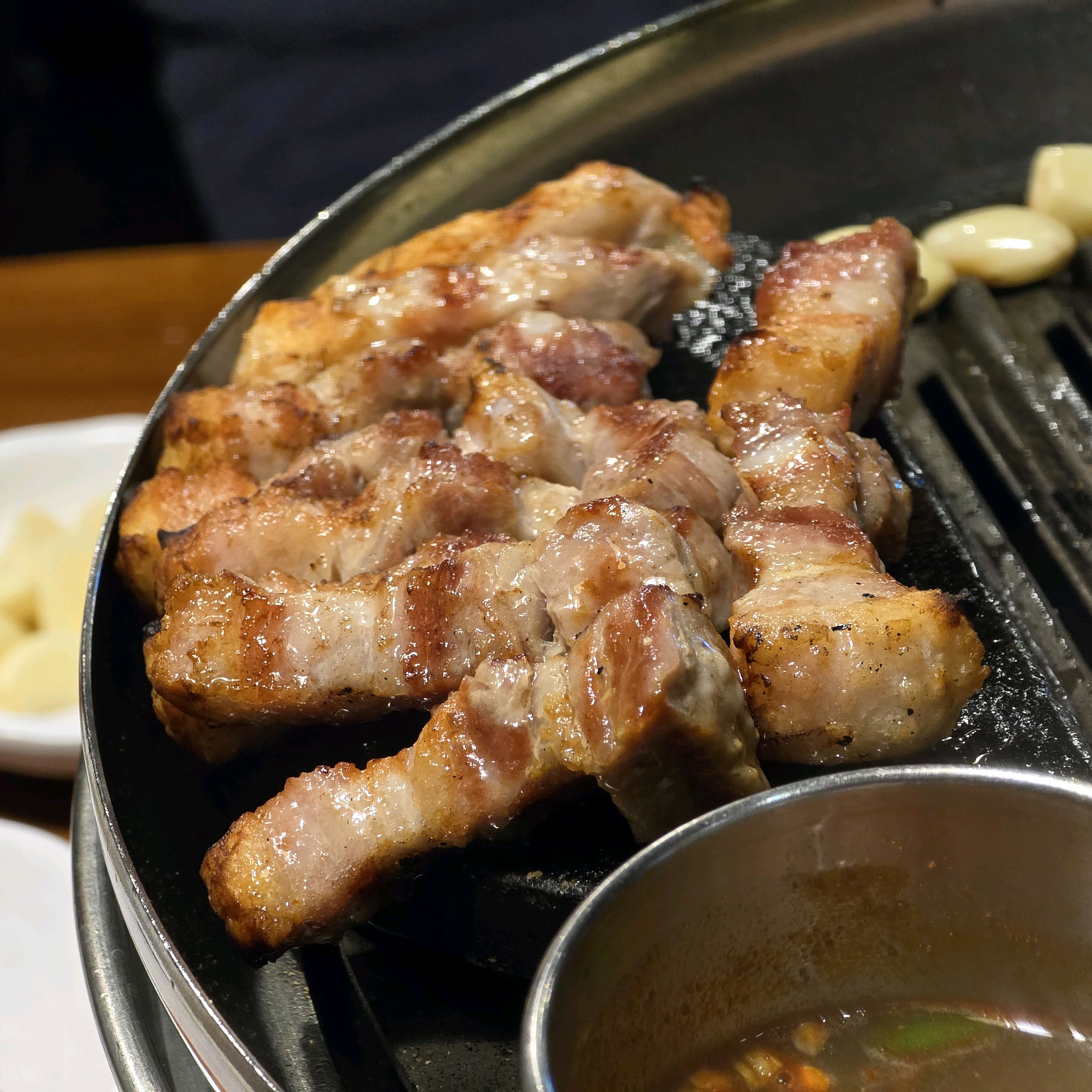 고기 진짜 잘구워주셔서 넘 맛있게 먹고왔어요 - 부산역 맛집 고반식당 초량점