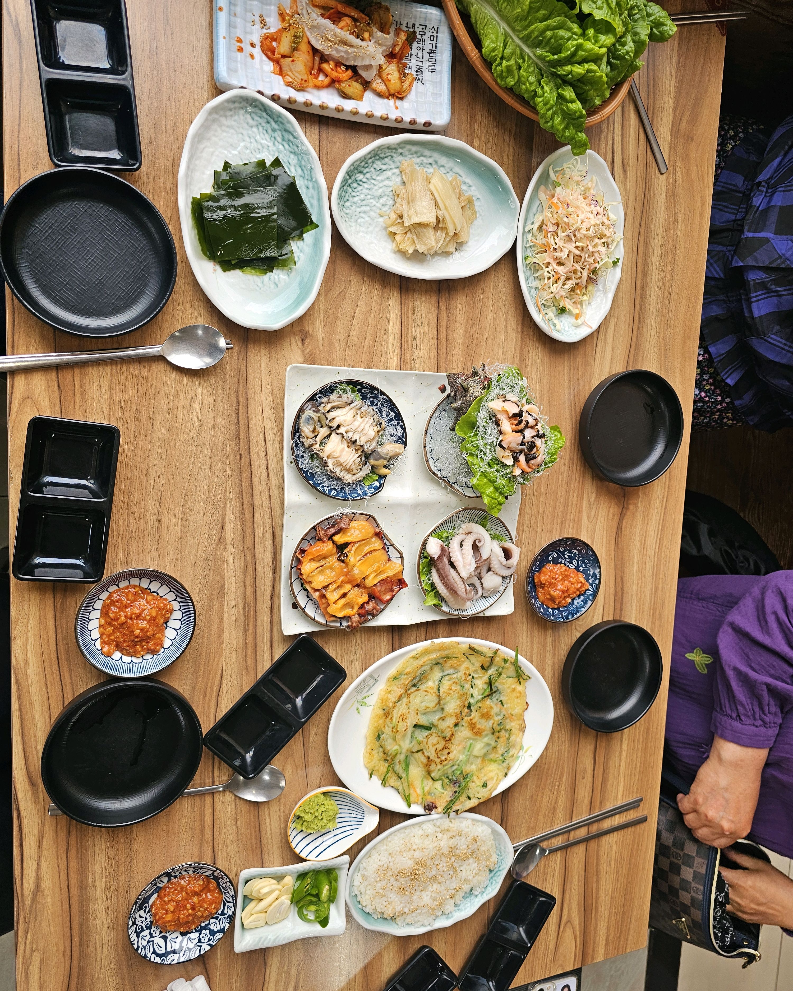 바다도 보이고 너무 맛있어요 - 제주 맛집 전망좋은횟집&흑돼지 성산본점