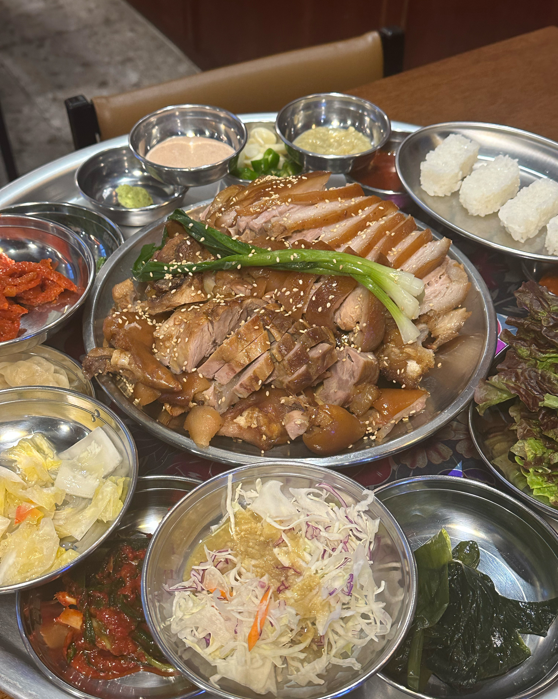 신림역 맛집 완미족발 서울신림점 내돈내산 방문후기