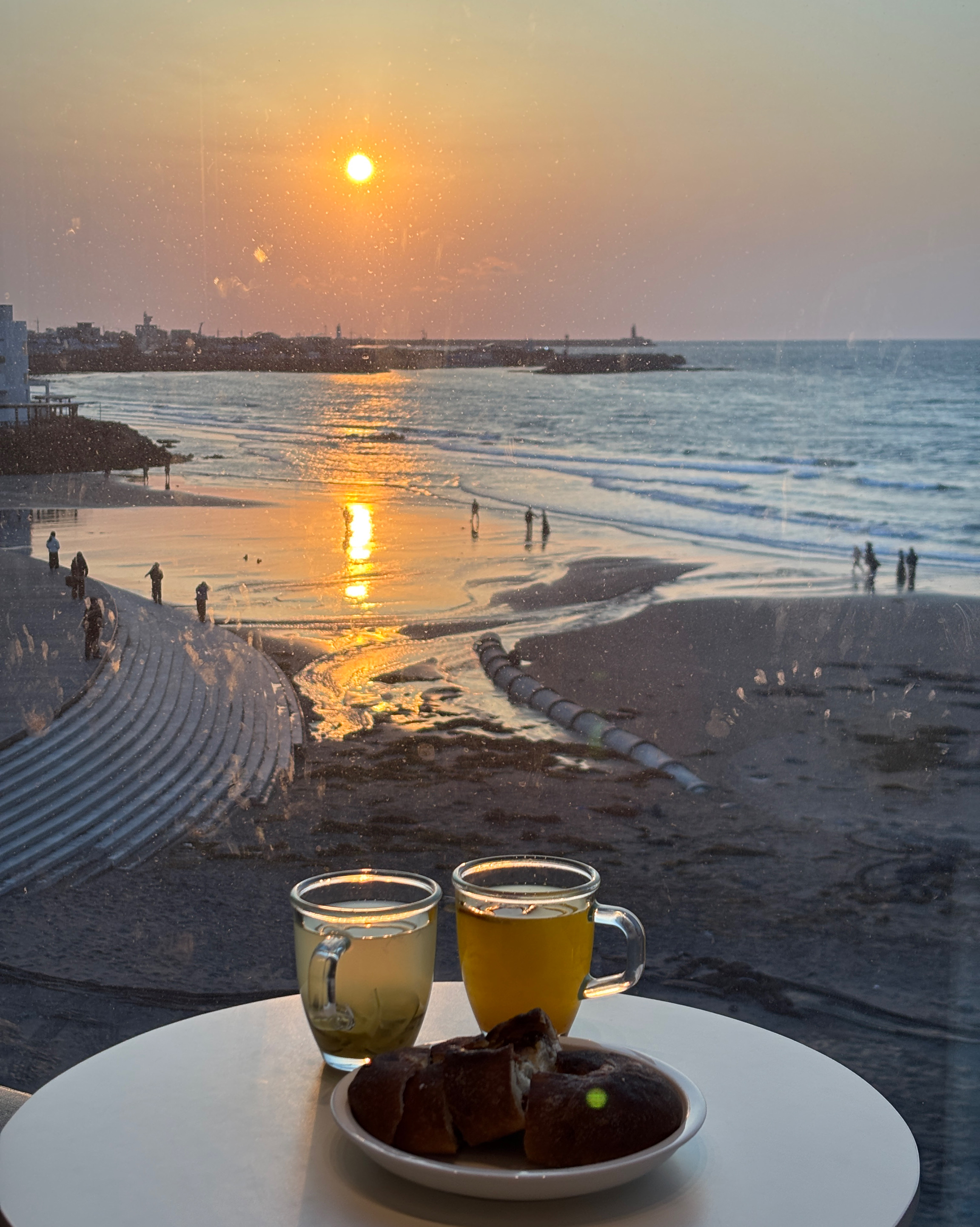 오션뷰 최고에요. - 제주 맛집 에오마르