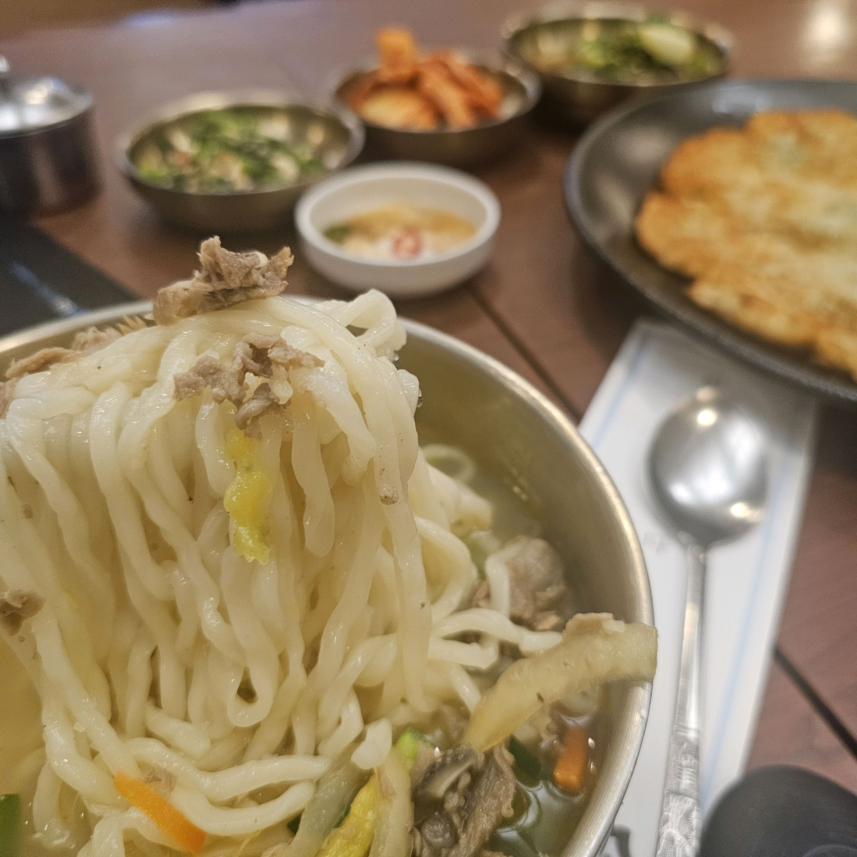 30년 전통의 한정식 전문점 - 강남 맛집 명동관