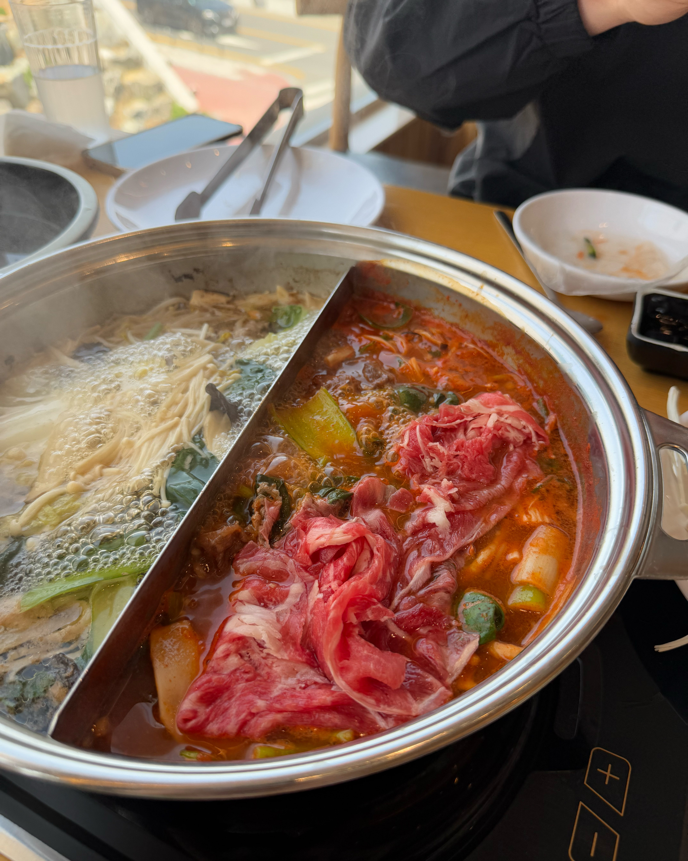 뷰도 좋고 가성비있게 즐길 수 있는 샤브샤브집이예요 - 울산 동구 맛집 샤브20 울산동구점