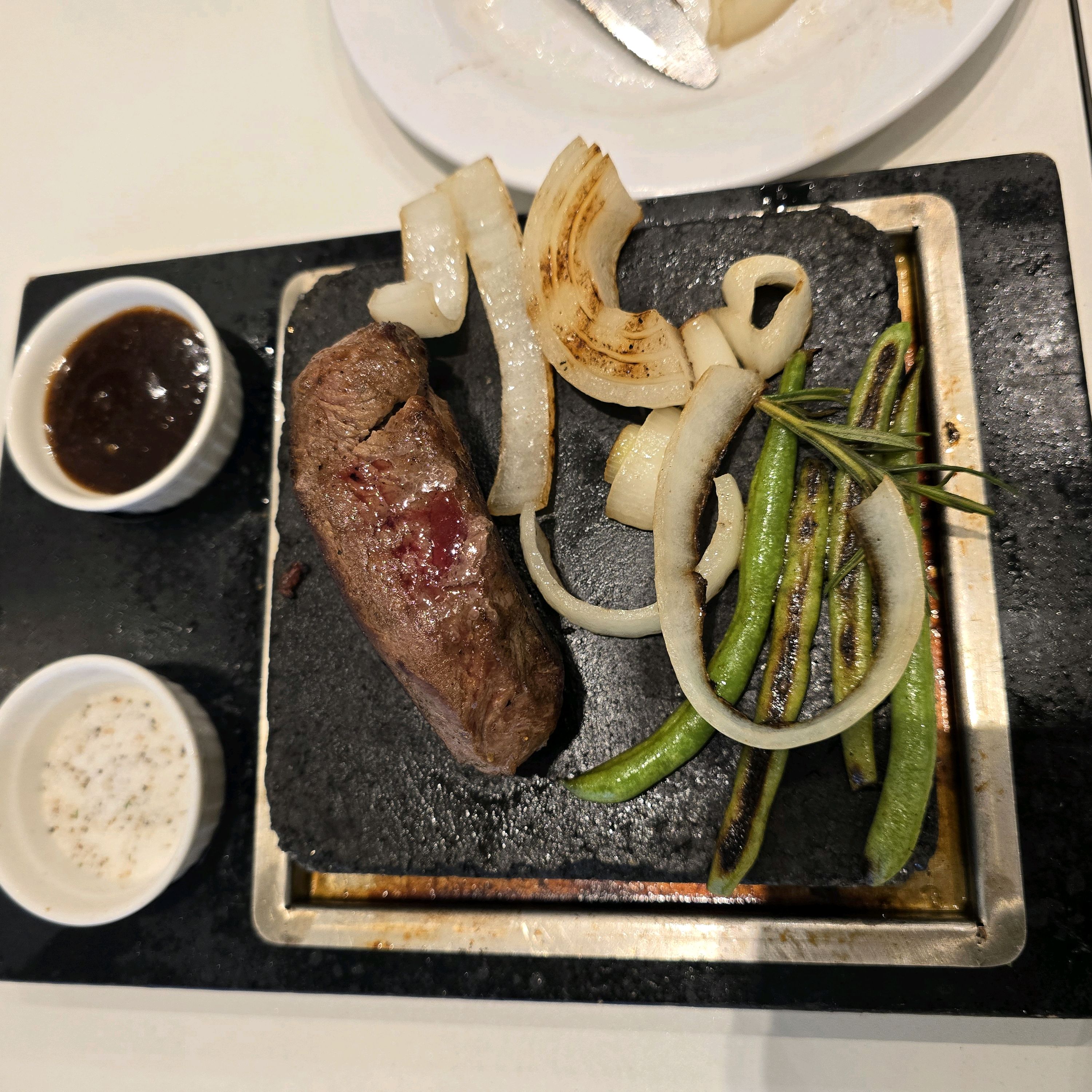 메뉴는 많은데 자꾸손이 가지는 않는...예전먹었을때와 또다른맛 - 경기광주 맛집 애슐리퀸즈 경기광주점