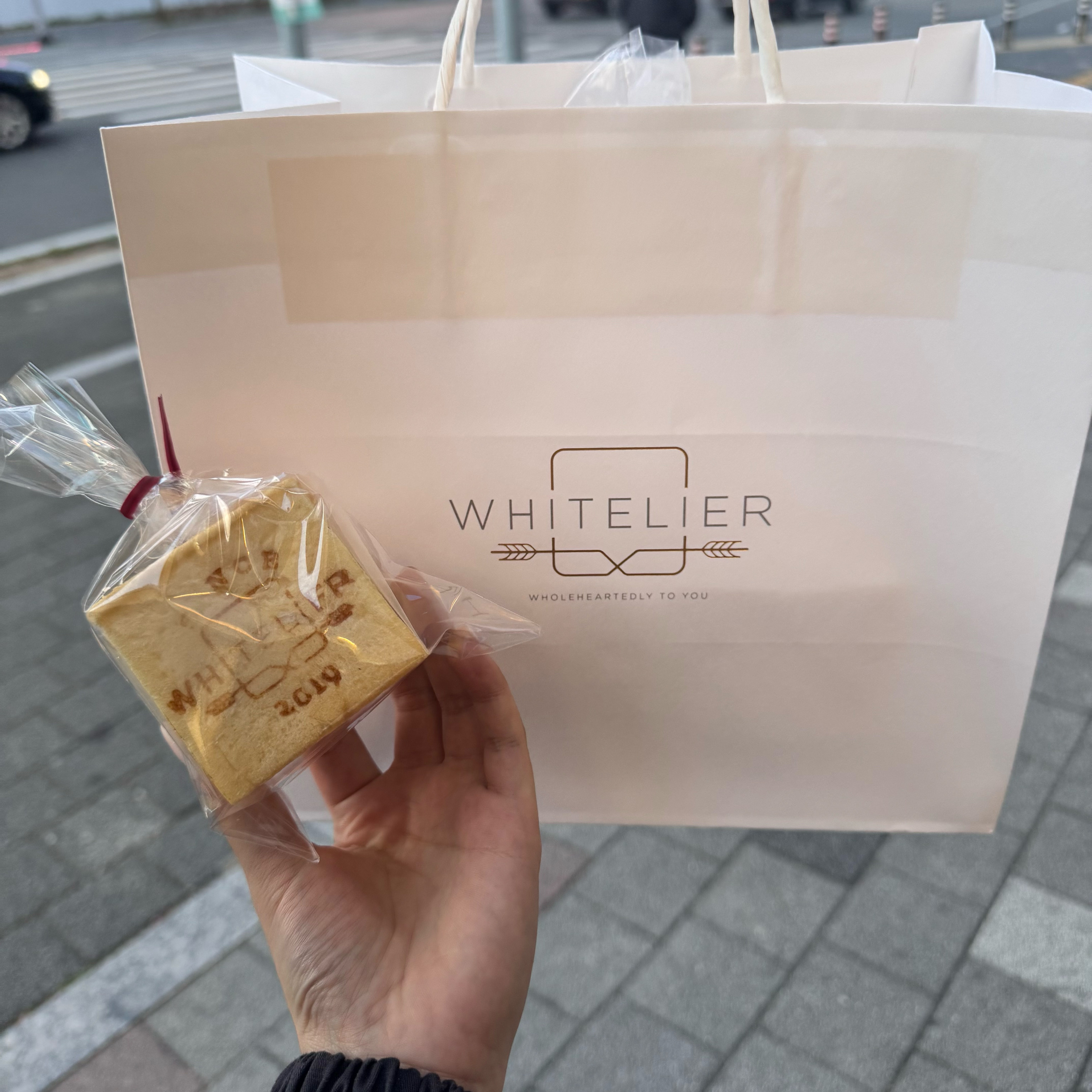 화이트리에 언제 먹어도 맛있어요!!! - 경산 중산동 맛집 화이트리에 중산점