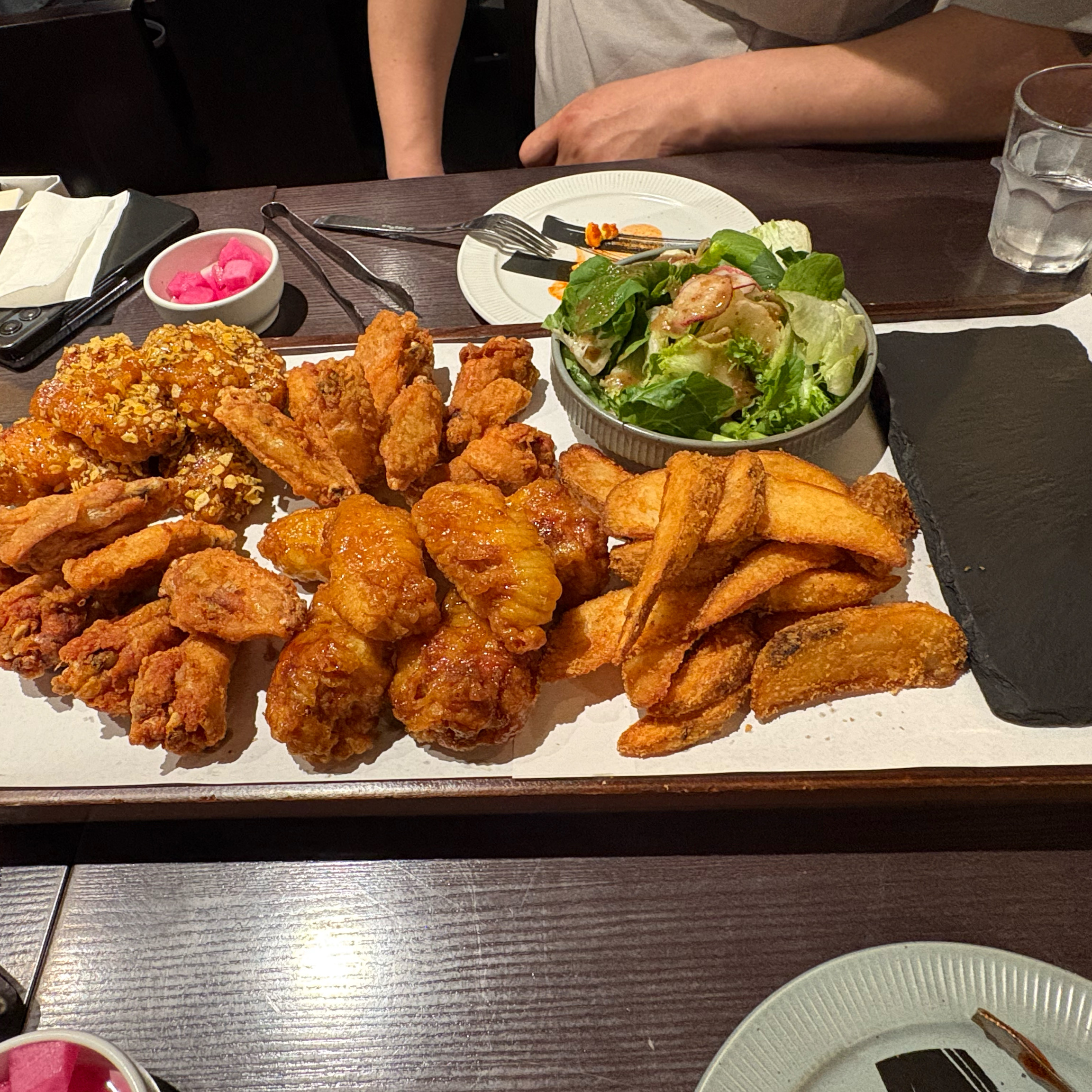 [이태원 맛집 교촌필방] 직접 가본 로컬 리뷰