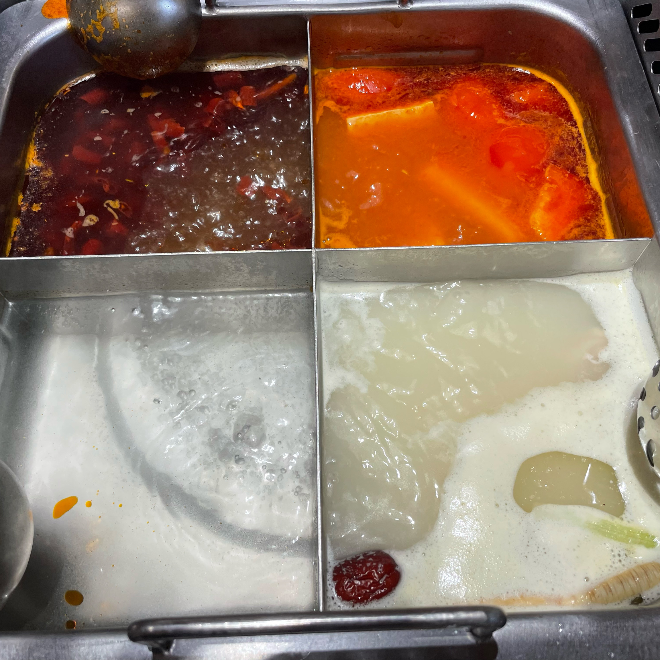 일단 직원분들이 엄청 친절하셔서 기분좋게 식사할 수 있었습니다 가격대가 좀 있지만 그만큼