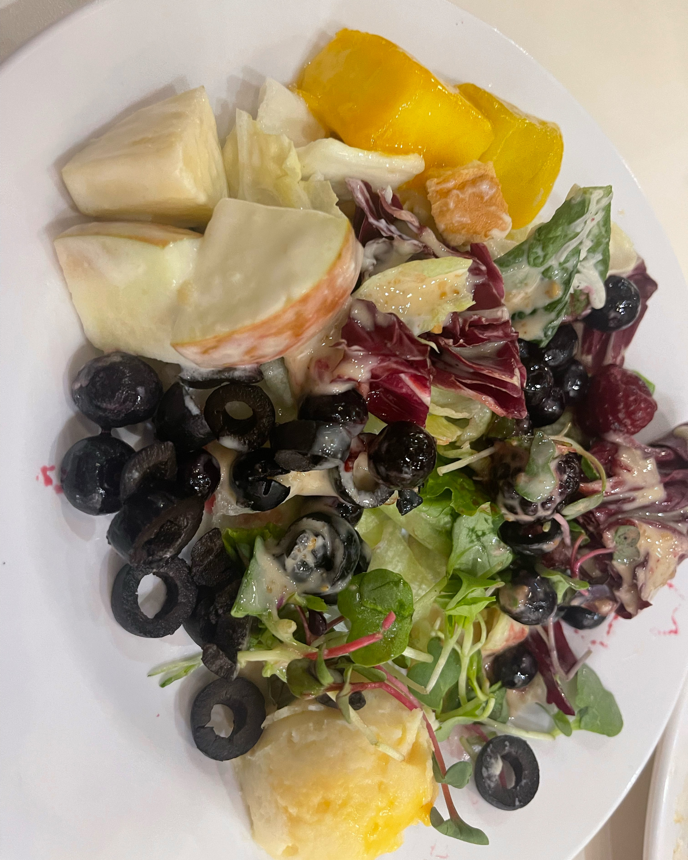 주말 디너라 닭강정 있었는데 너무 맛있었어요. - 구파발 맛집 애슐리퀸즈 롯데몰 은평점