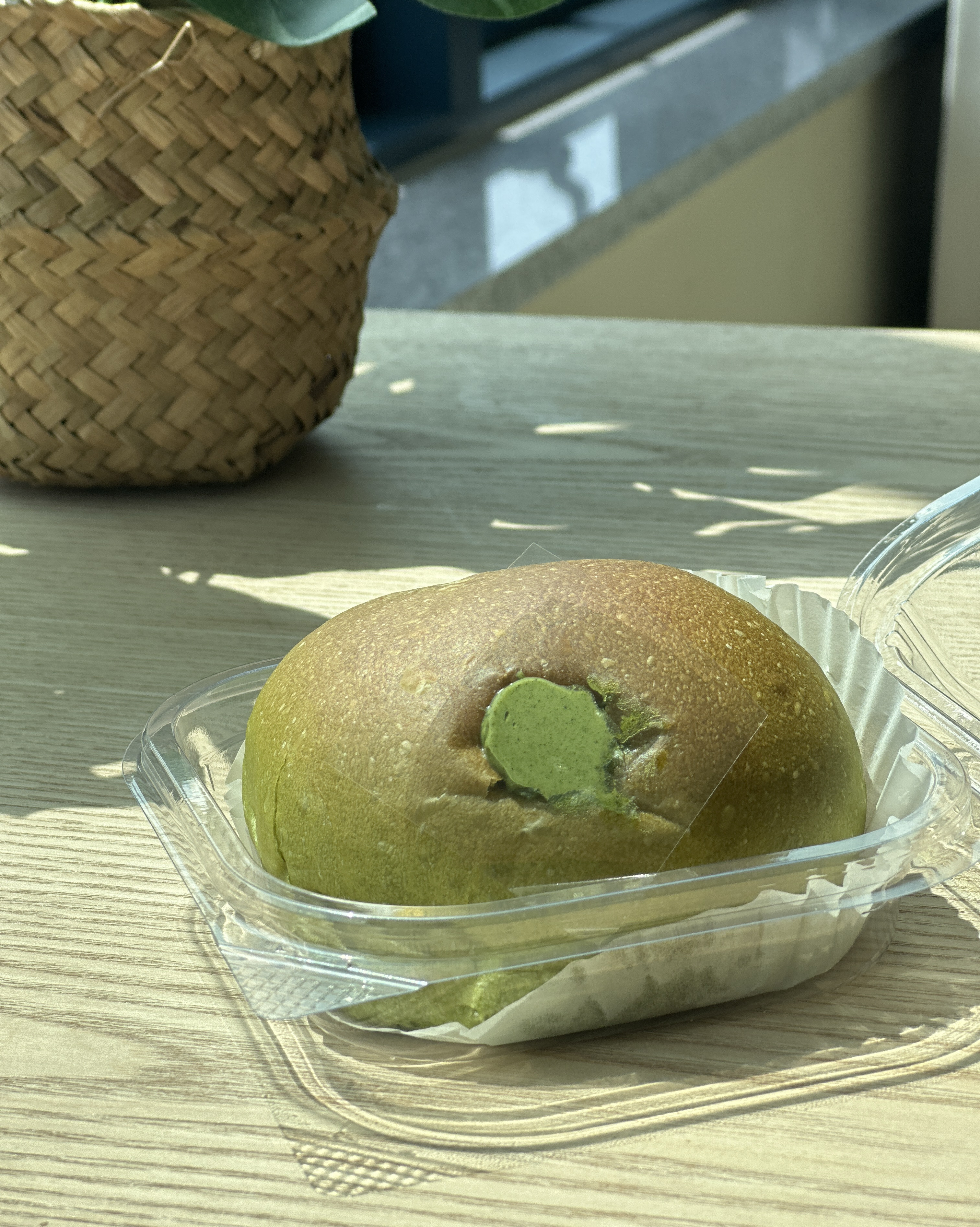 📍빈손으로가서 두손 가득 빵품고나오는,지갑 텅텅 털리게되는 빵집😂 - 제주 맛집 행복밀