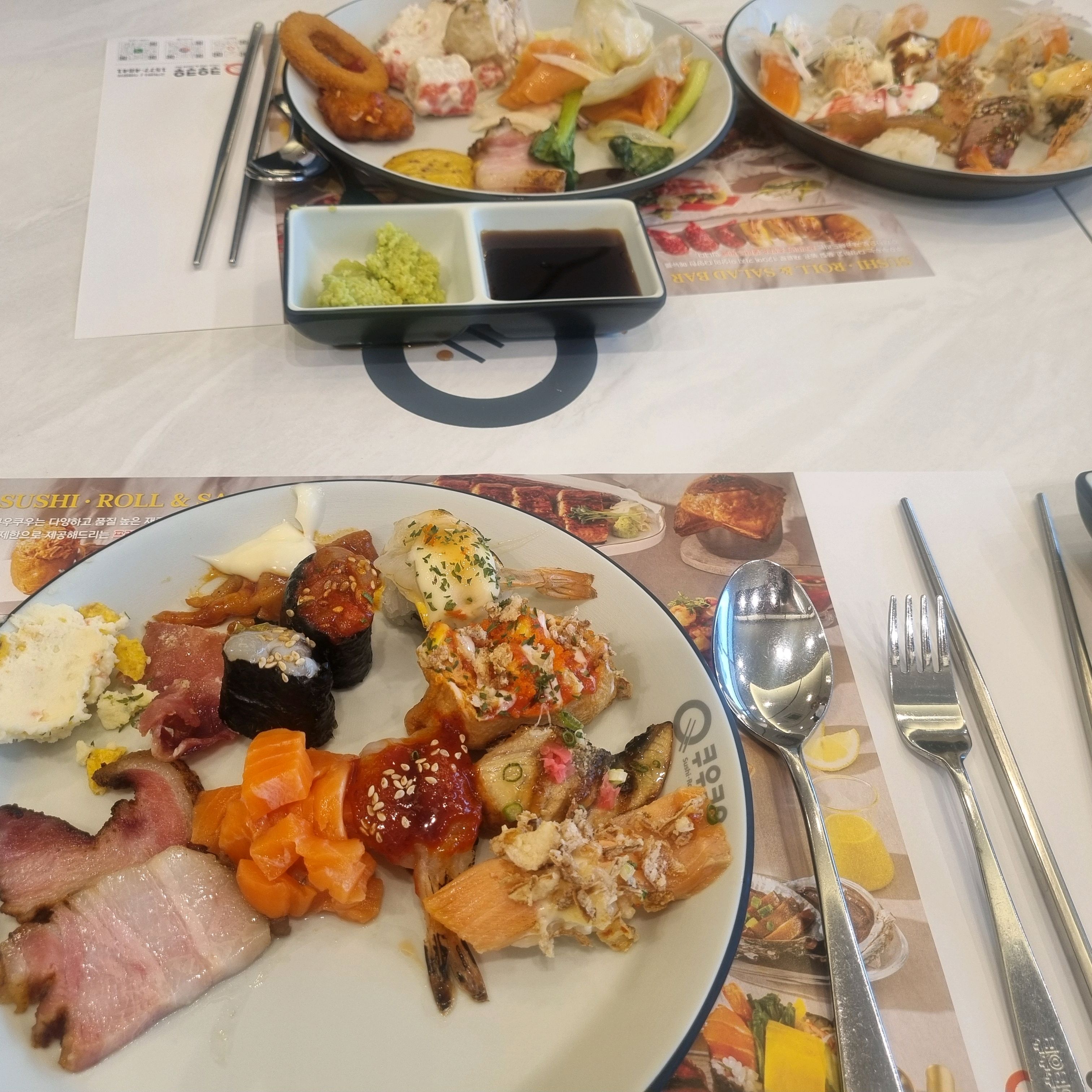 매장이 깔끔하고 세련되고 엄청넓어요✨ - 부산 해운대 맛집 쿠우쿠우 해운대점