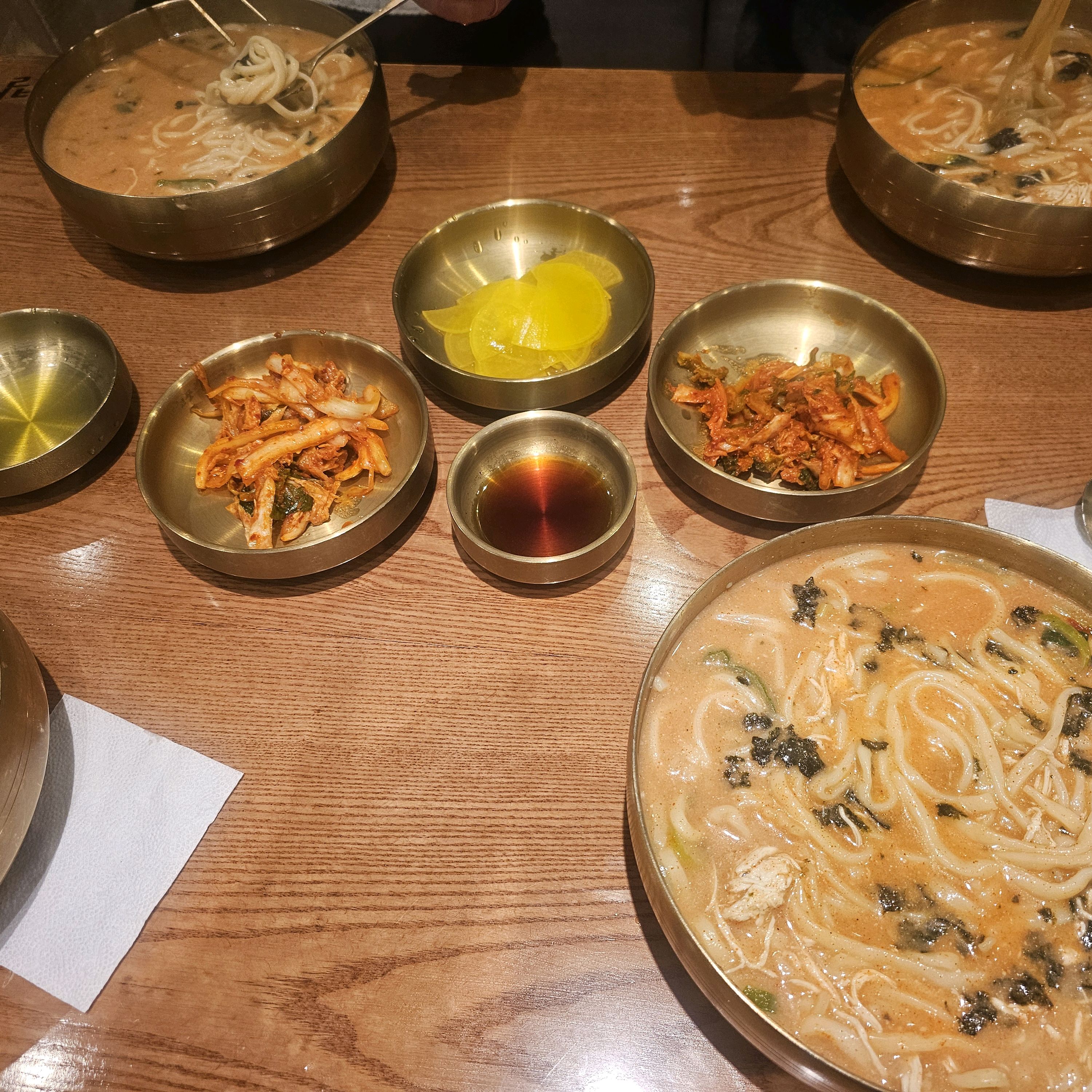 회사근처라 자주 오는데 너무 가성비좋고 - 부산역 맛집 현풍닭칼국수 부산역점