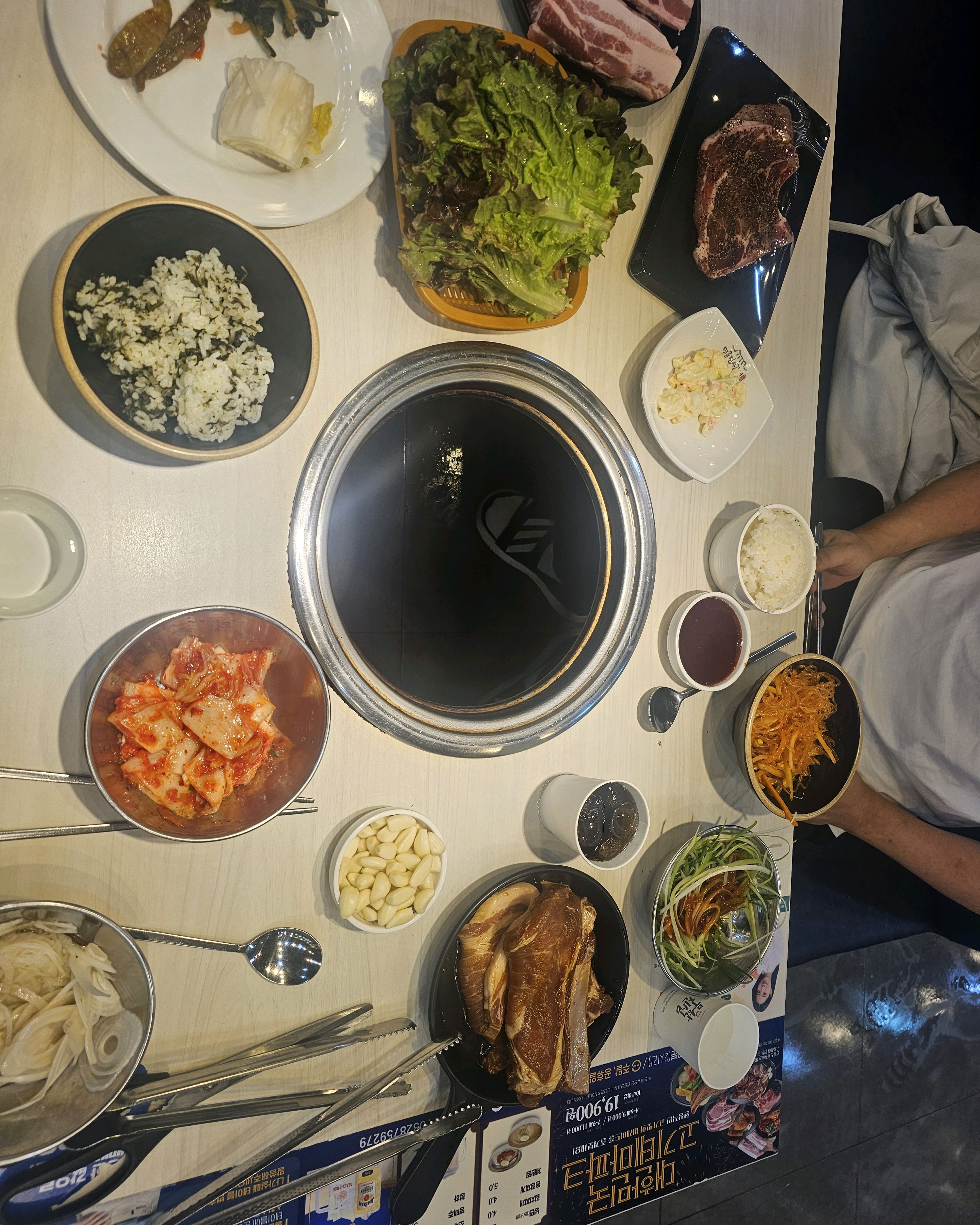 가성비좋고. 우선 무한리필인데 고기가 너무 맛있어요. 종류도 많아서 여러가지 고기맛을 볼수