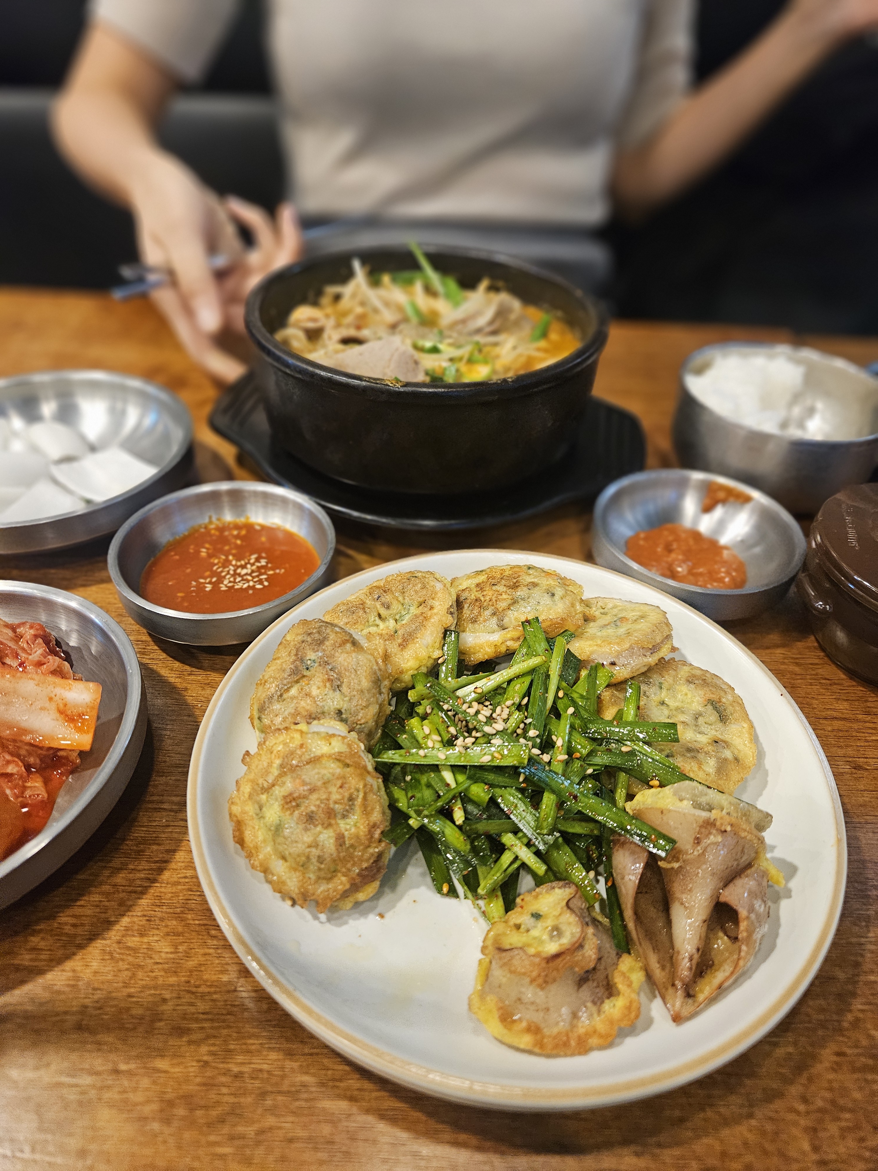 신림역 맛집 98도씨국밥 보라매점 내돈내산 찐리뷰