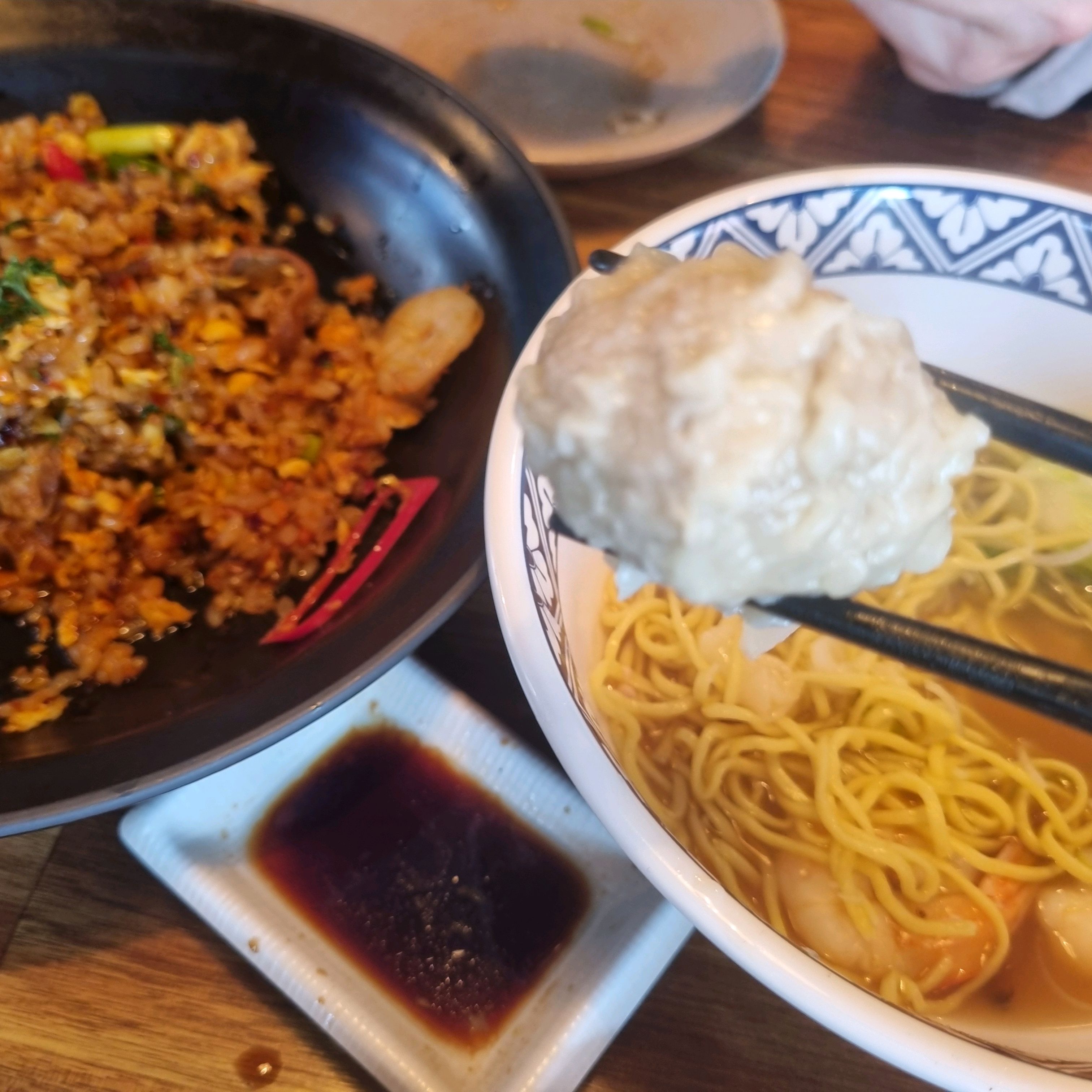 따끈한 딤섬 탱실한 새우완탕 - 안양 맛집 스팀하우스 인덕원점