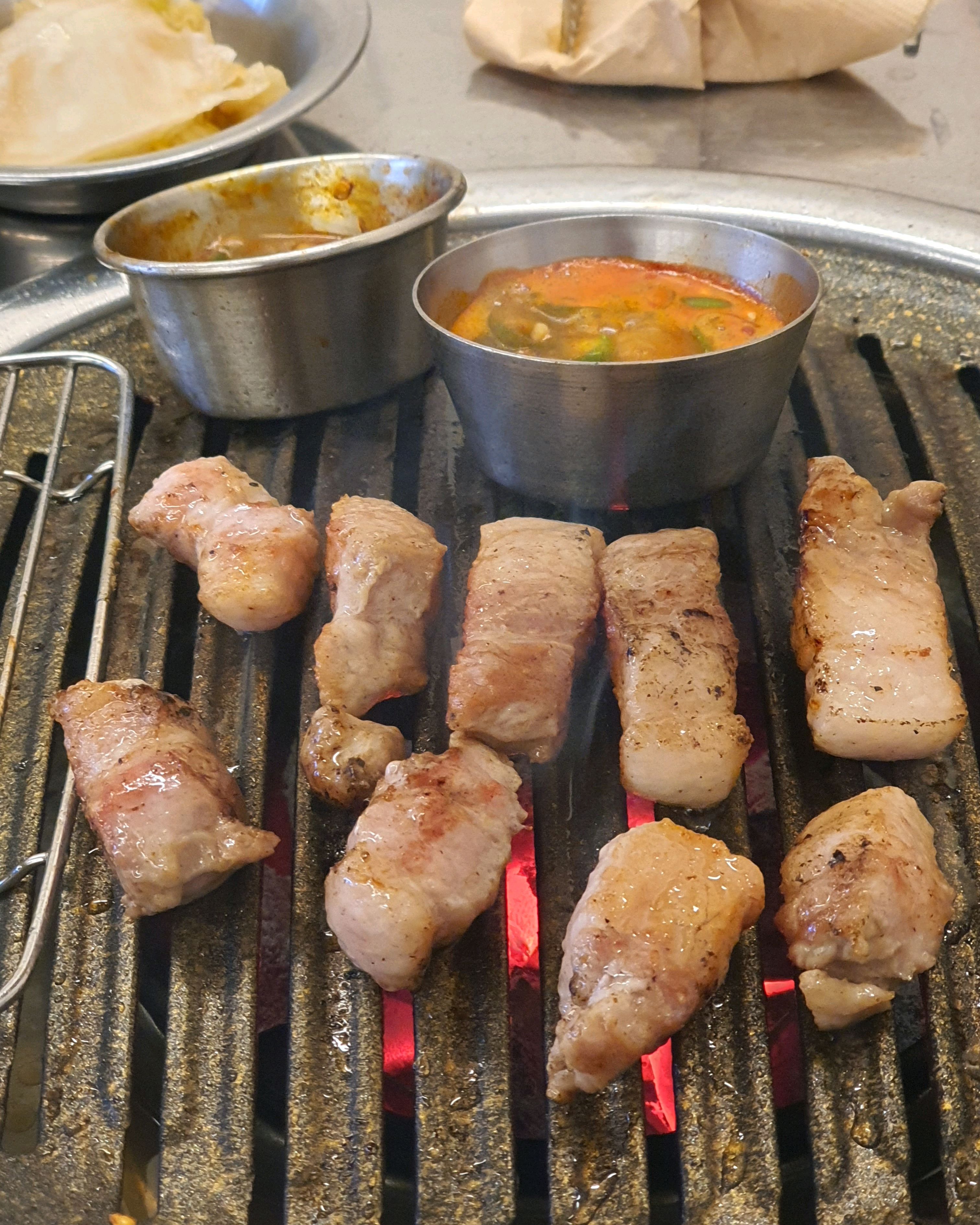 믿고 오는 집 - 천호동 맛집 화요일 식당