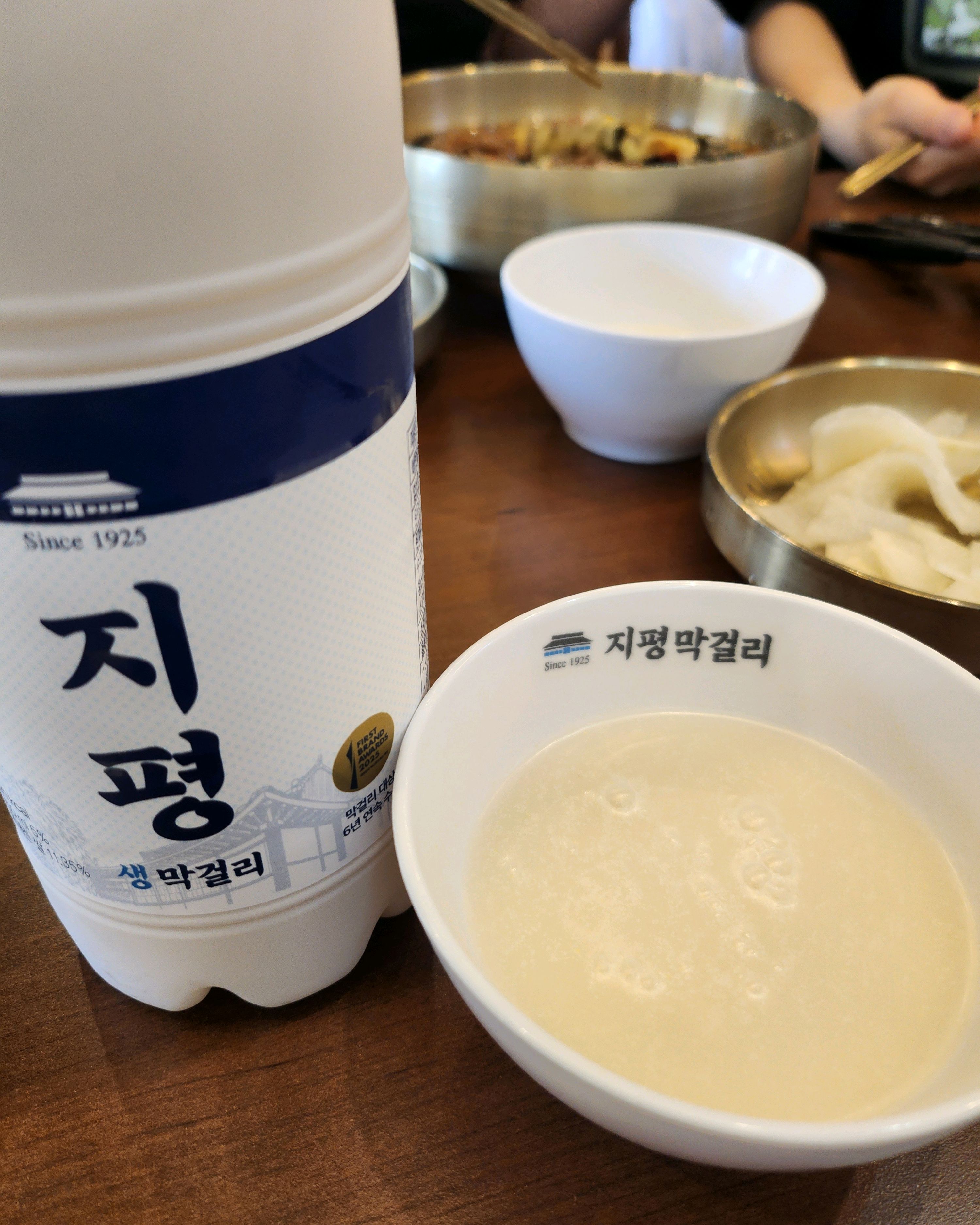 바로 옆 봉서산 등산후 막걸리 추천합니다. - 불당동 맛집 육전국밥 천안불당점