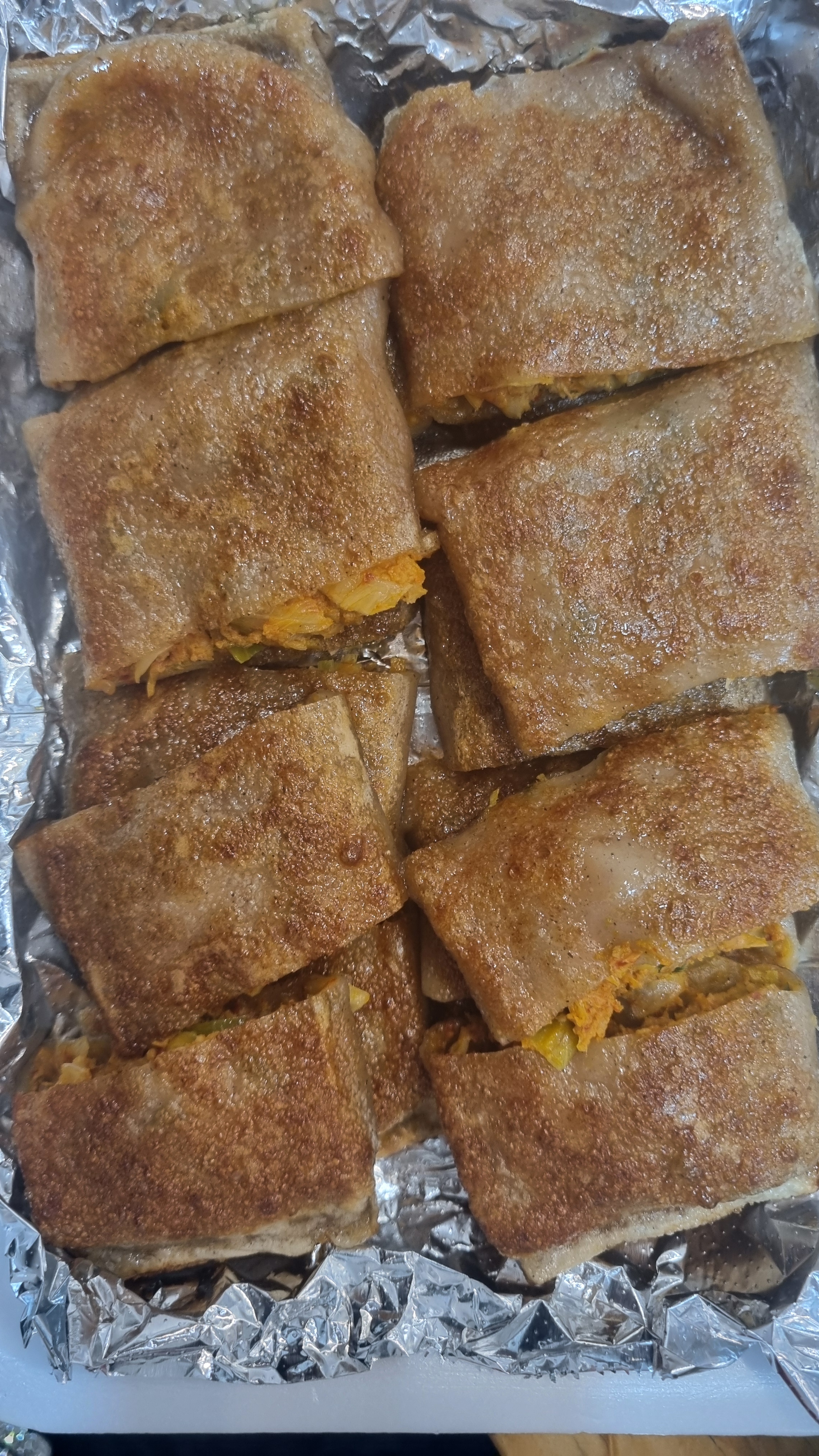 가족과함께 와서 맛있어서 오늘은 지인하고 왔어요. - 안양 맛집 뽕나무집 보쌈 만두전골